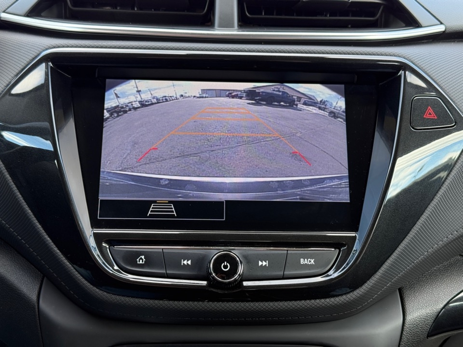 2023 Chevrolet Trailblazer AWD LT, 39512, Photo