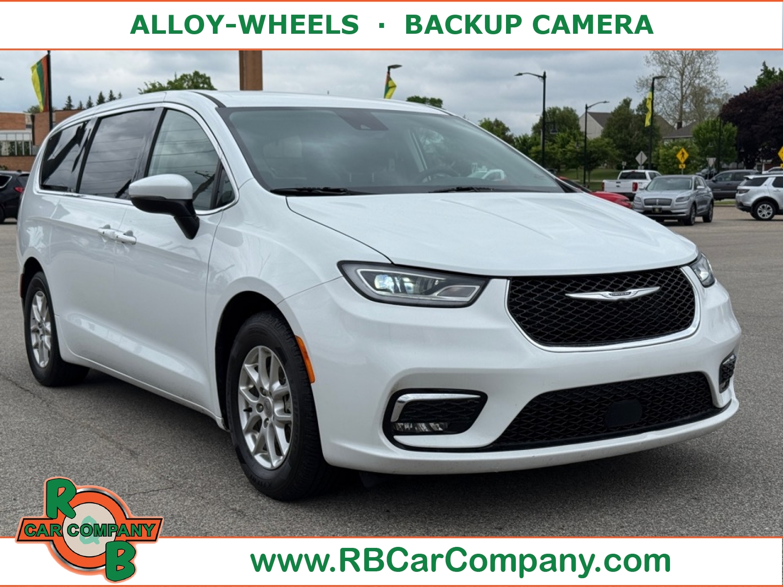 2023 Chrysler Pacifica Touring L, 38270, Photo 1
