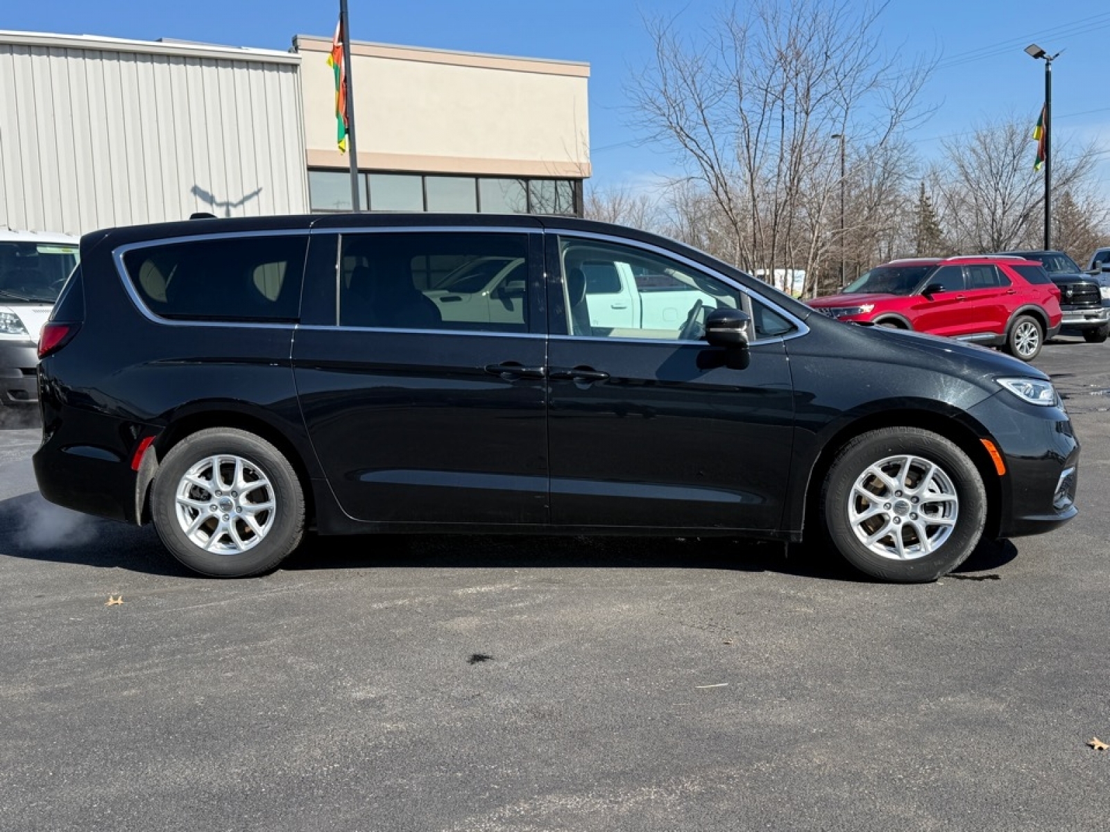 2023 Chrysler Pacifica Touring L, 39532, Photo