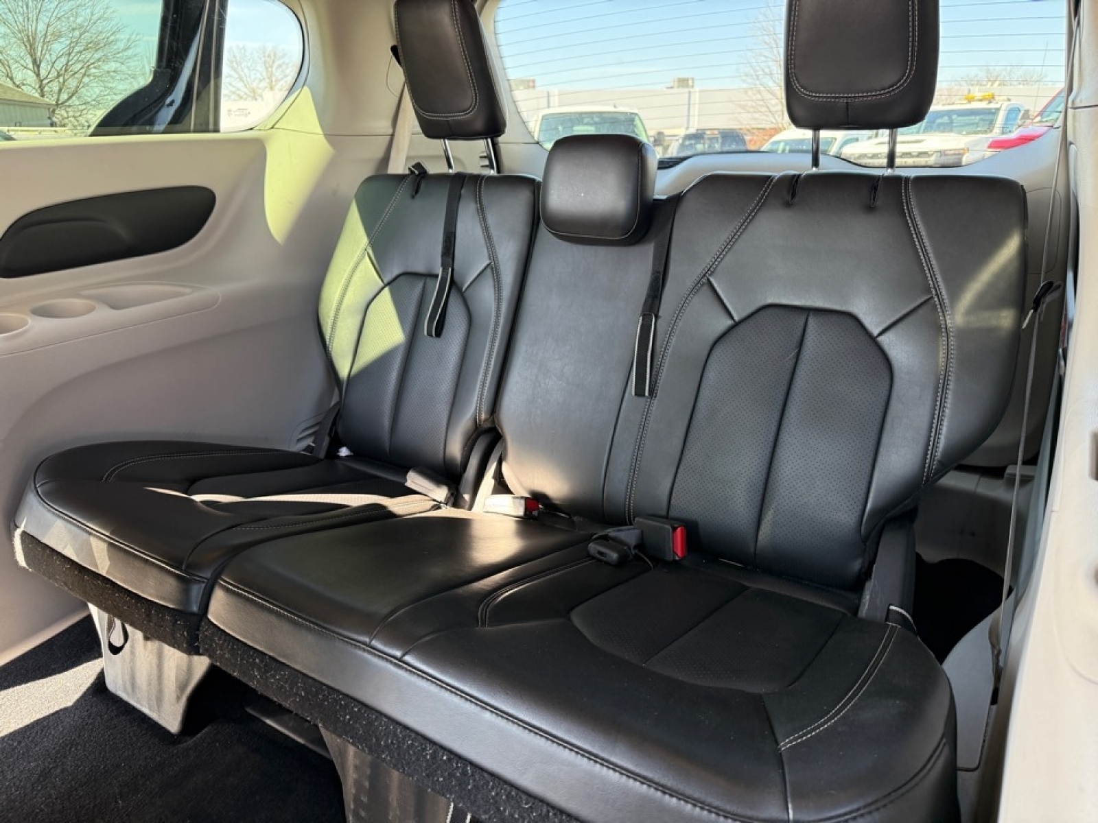 2023 Chrysler Pacifica Touring L, 39532, Photo