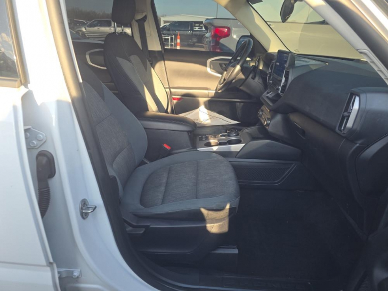 2023 Ford  Bronco Utility 4D Big Bend 4WD 1.5L I3 Turbo, 39945, Photo