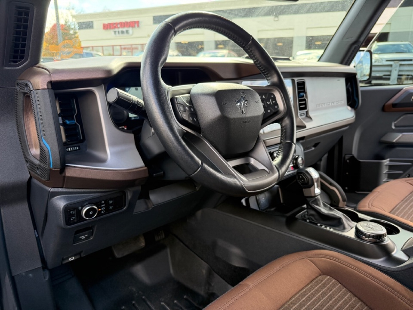 2023 Ford Bronco Outer Banks, 39146, Photo