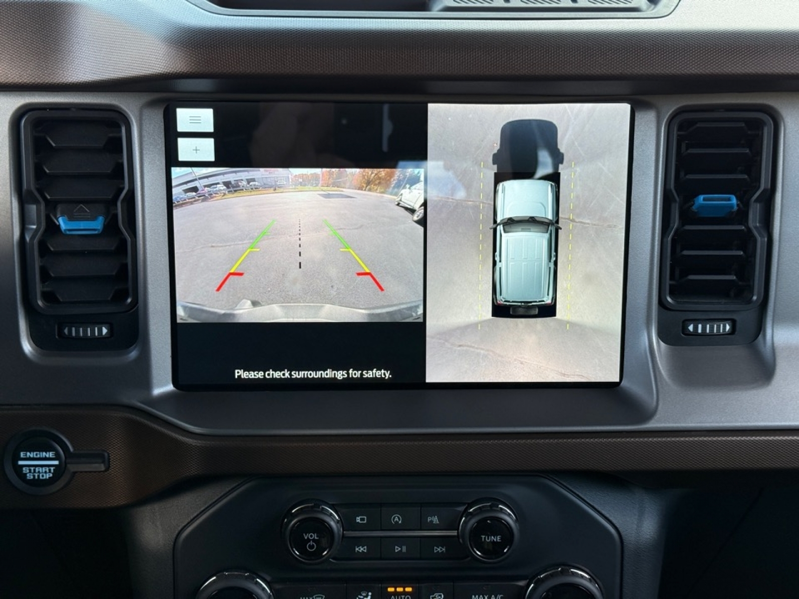 2023 Ford Bronco Outer Banks, 39146, Photo