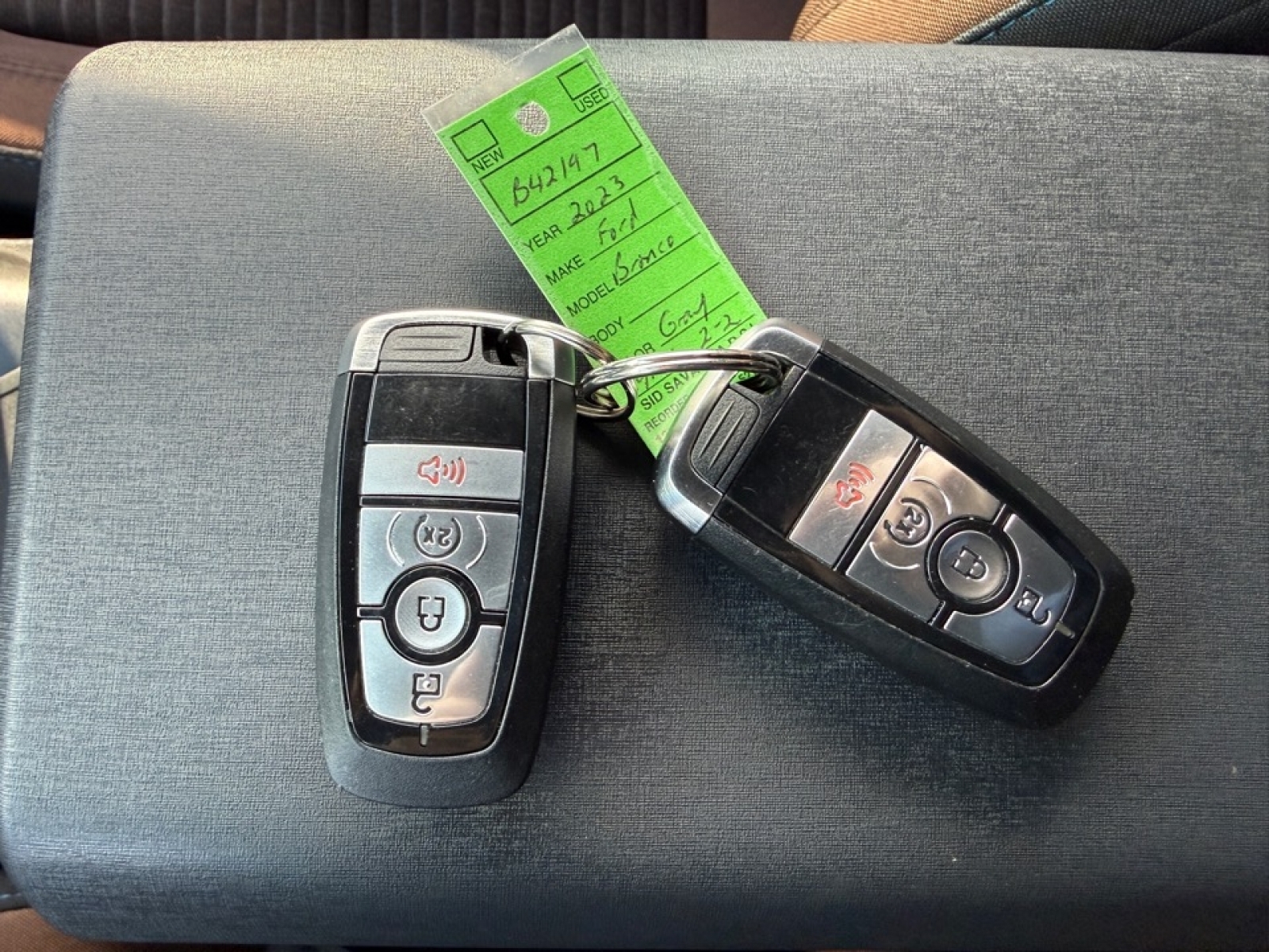 2023 Ford Bronco Outer Banks, 39146, Photo