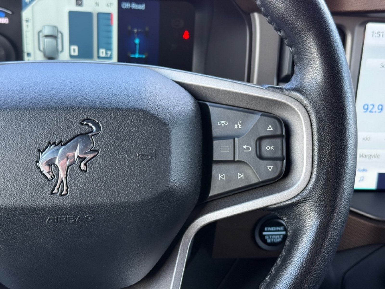 2023 Ford Bronco Outer Banks, 39552, Photo