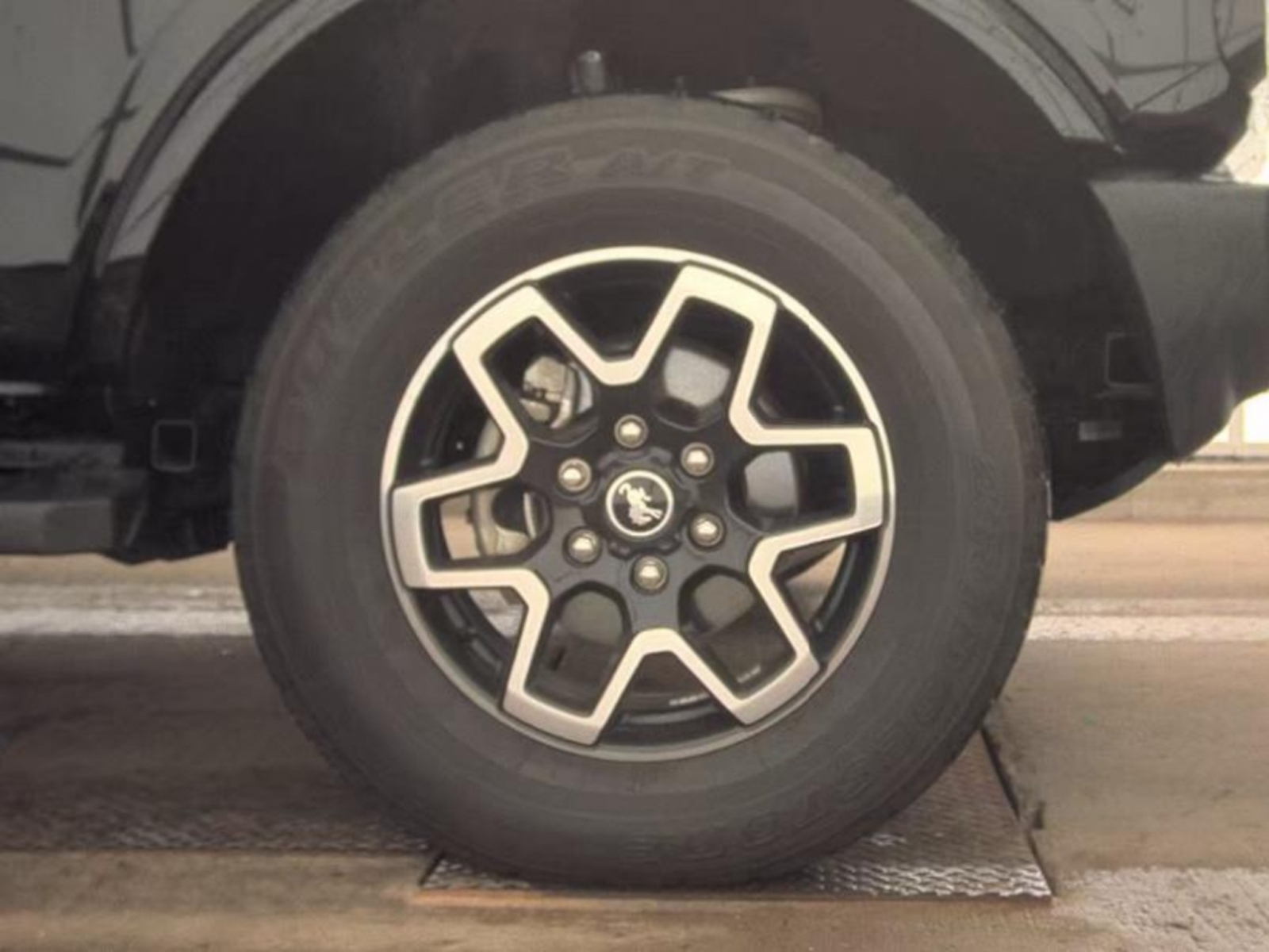 2023 Ford Bronco Outer Banks, 39866, Photo