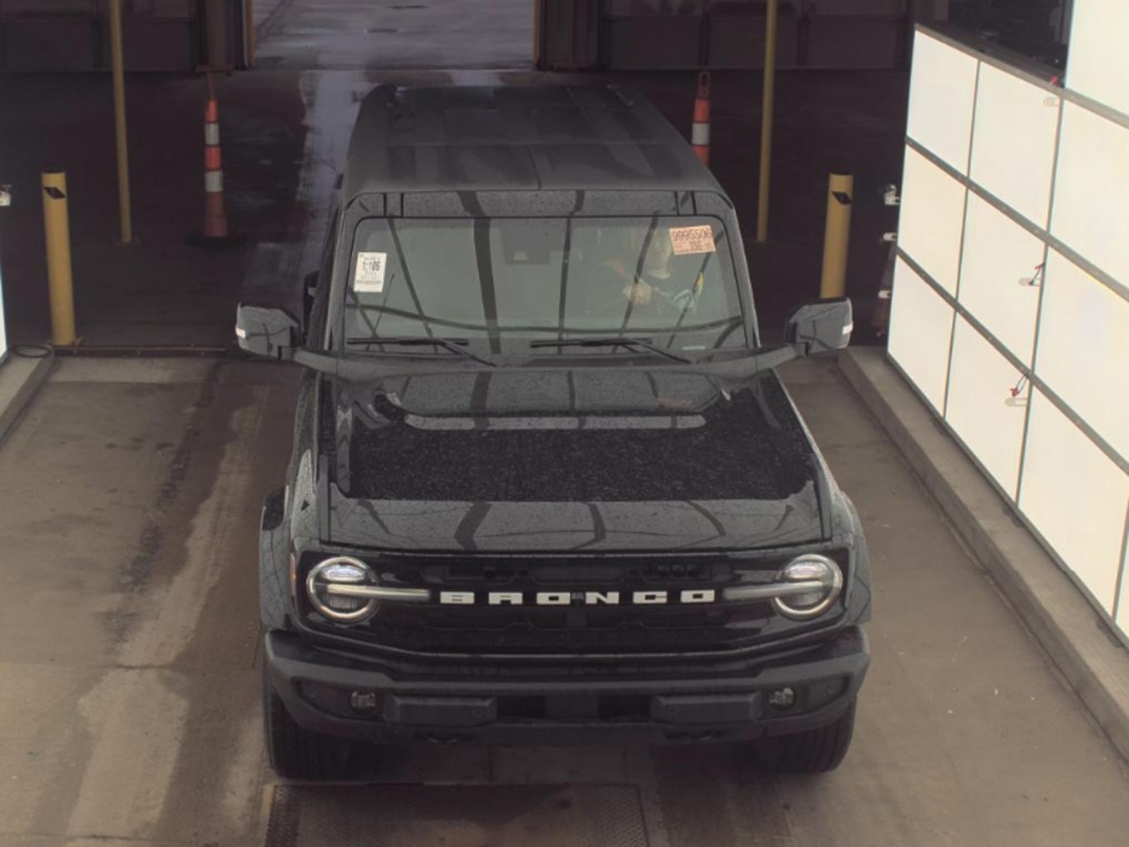 2023 Ford Bronco Outer Banks, 39866, Photo