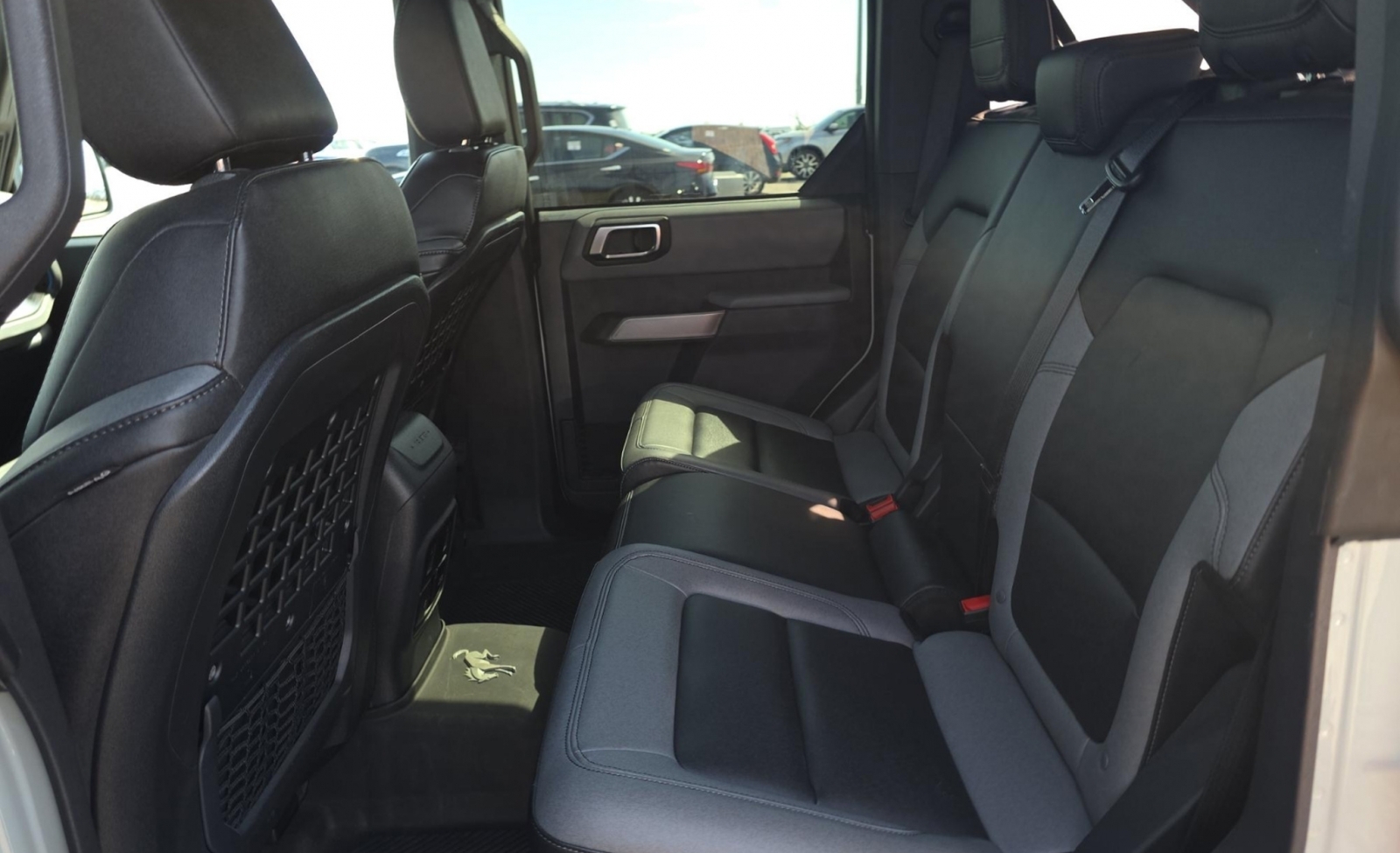 2023 Ford Bronco Black Diamond, 39909, Photo