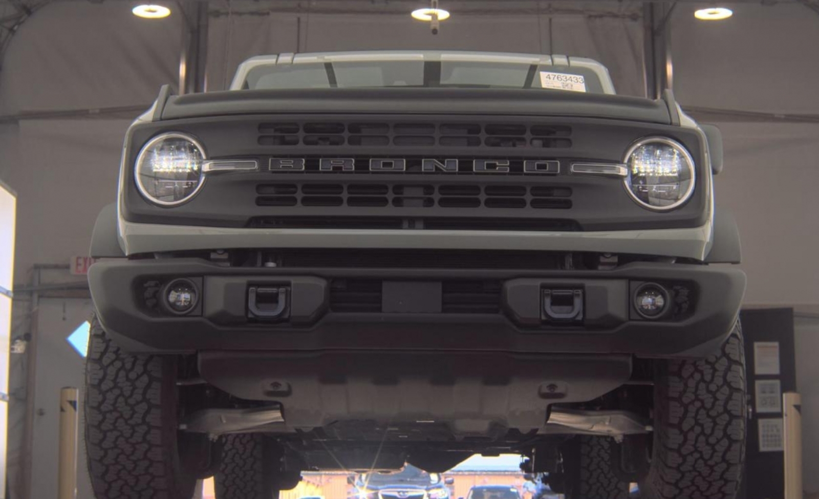 2023 Ford Bronco Black Diamond, 39909, Photo