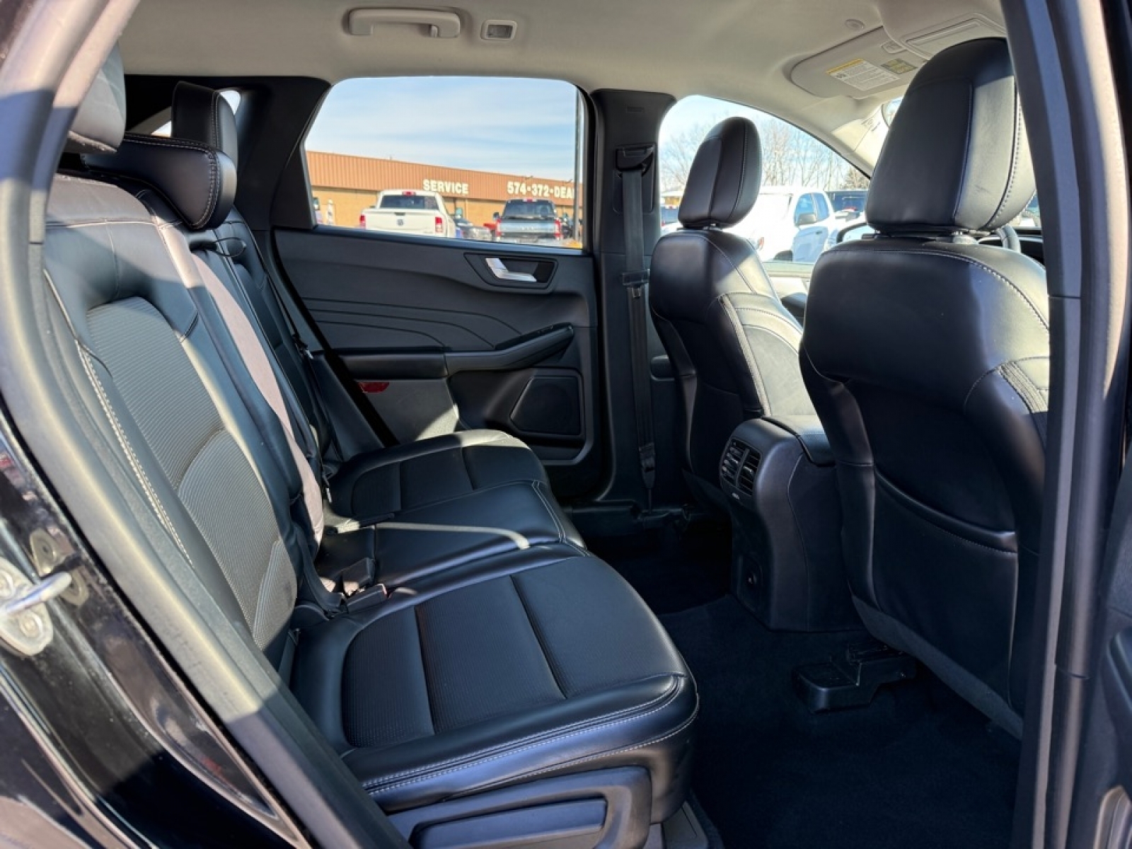 2023 Ford Escape Platinum, 39269, Photo