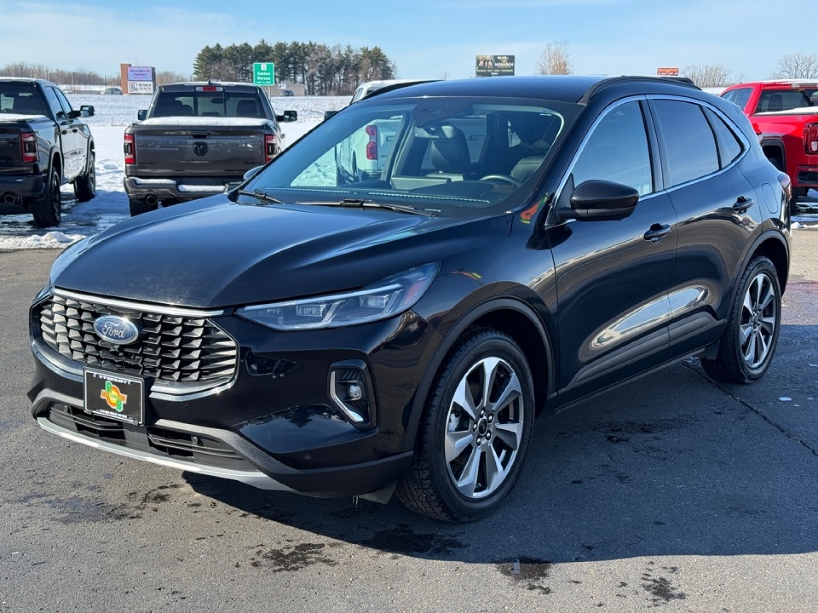 2023 Ford Escape Platinum, 39269, Photo