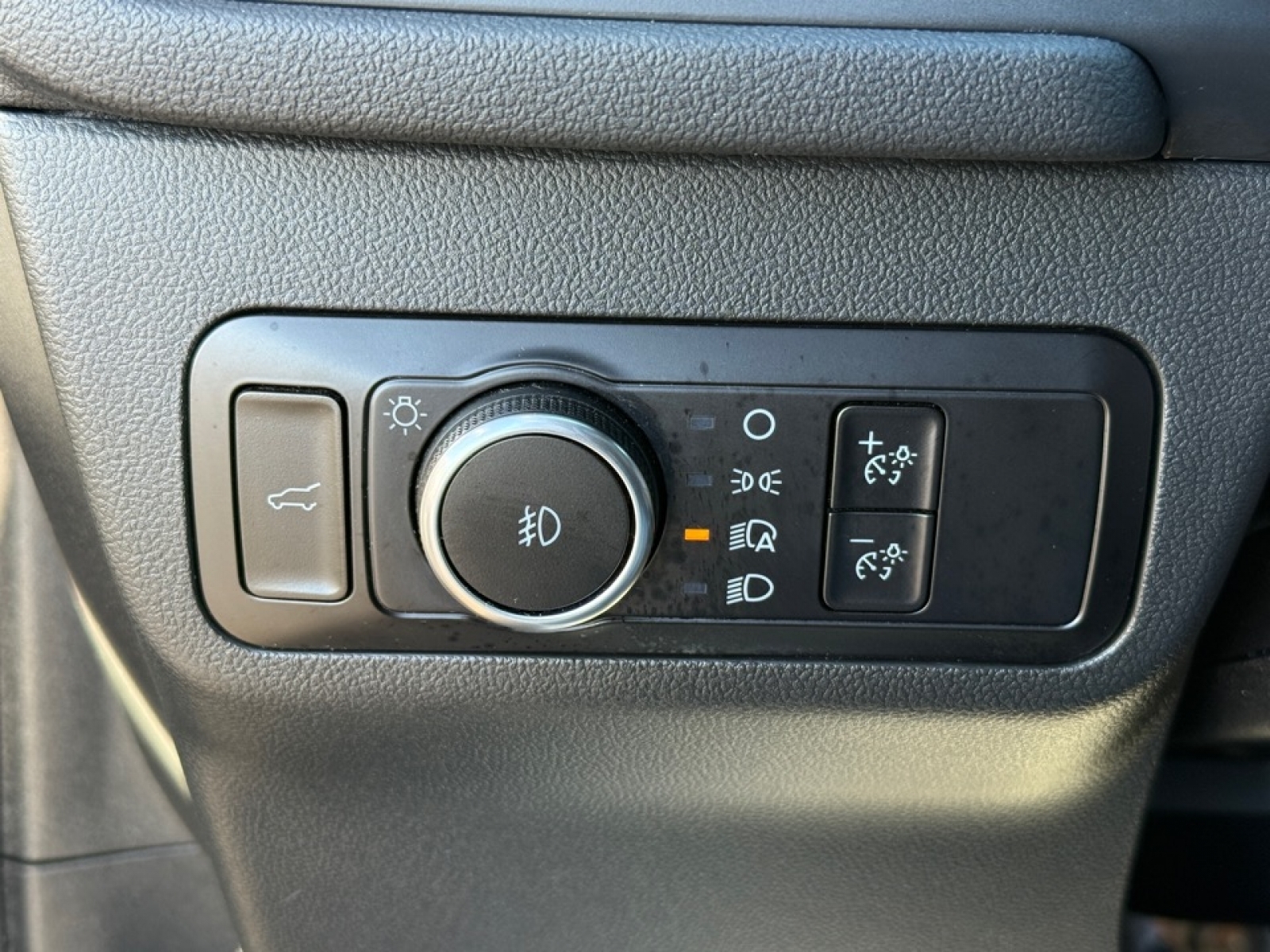 2023 Ford Escape Platinum, 39269, Photo