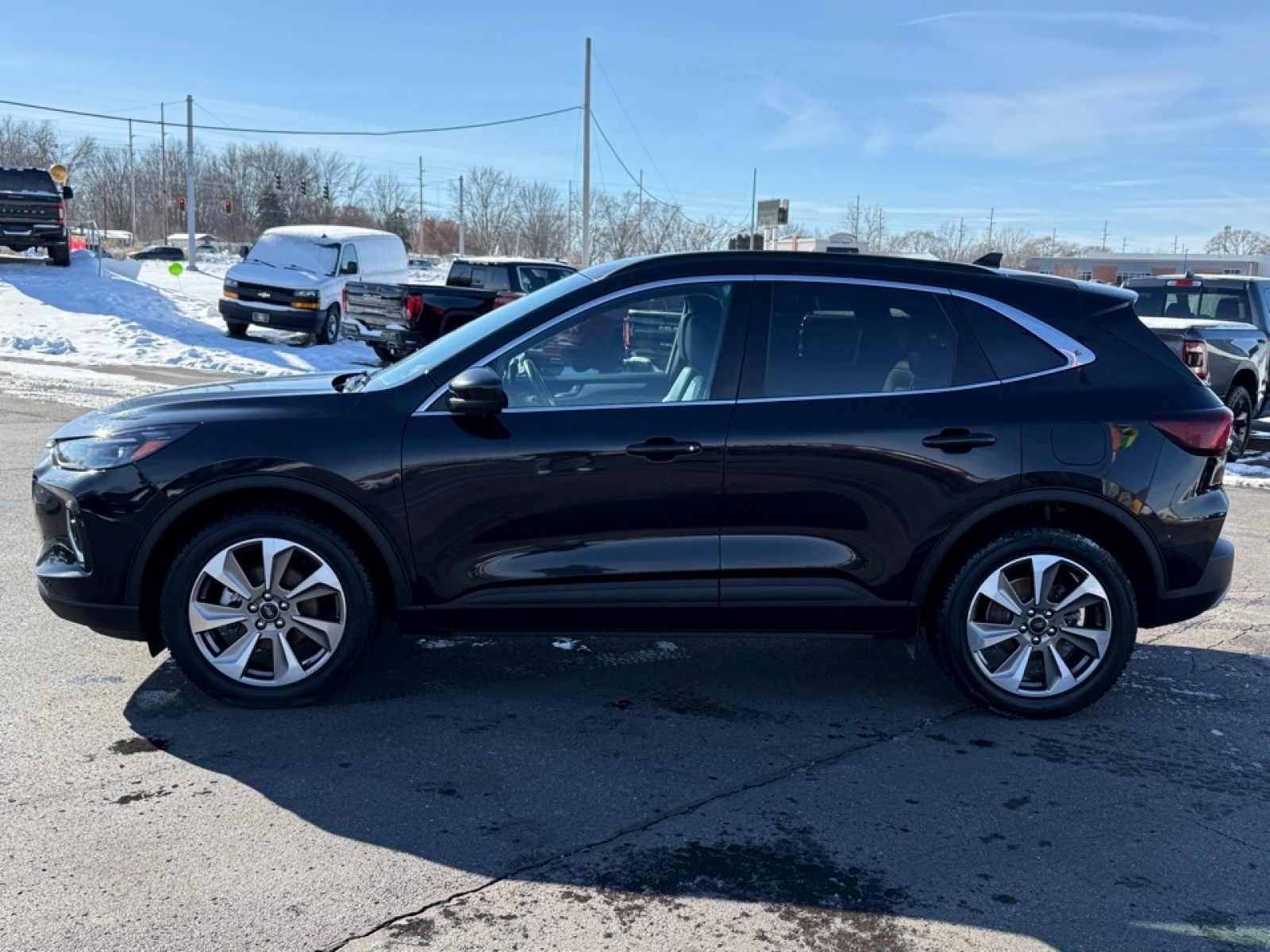 2023 Ford Escape Platinum, 39269, Photo