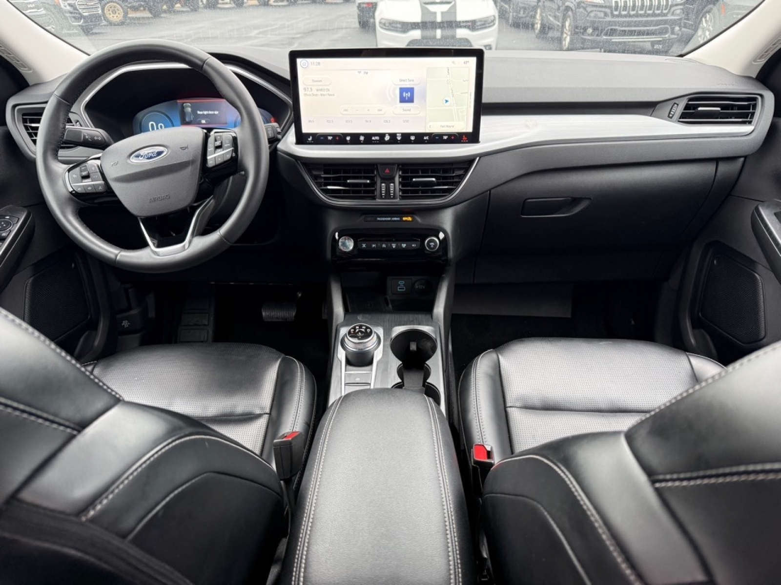 2023 Ford Escape Platinum, 39311, Photo