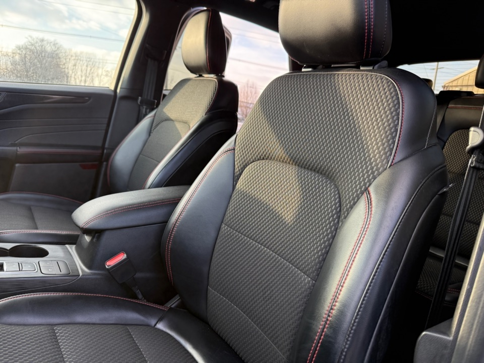 2023 Ford Escape ST-Line, 39323, Photo