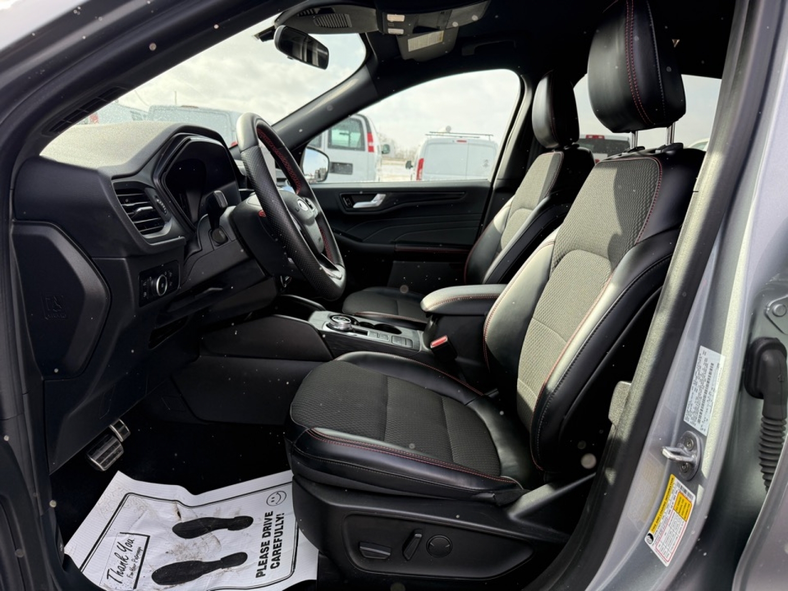 2023 Ford Escape ST-Line Select, 39387, Photo