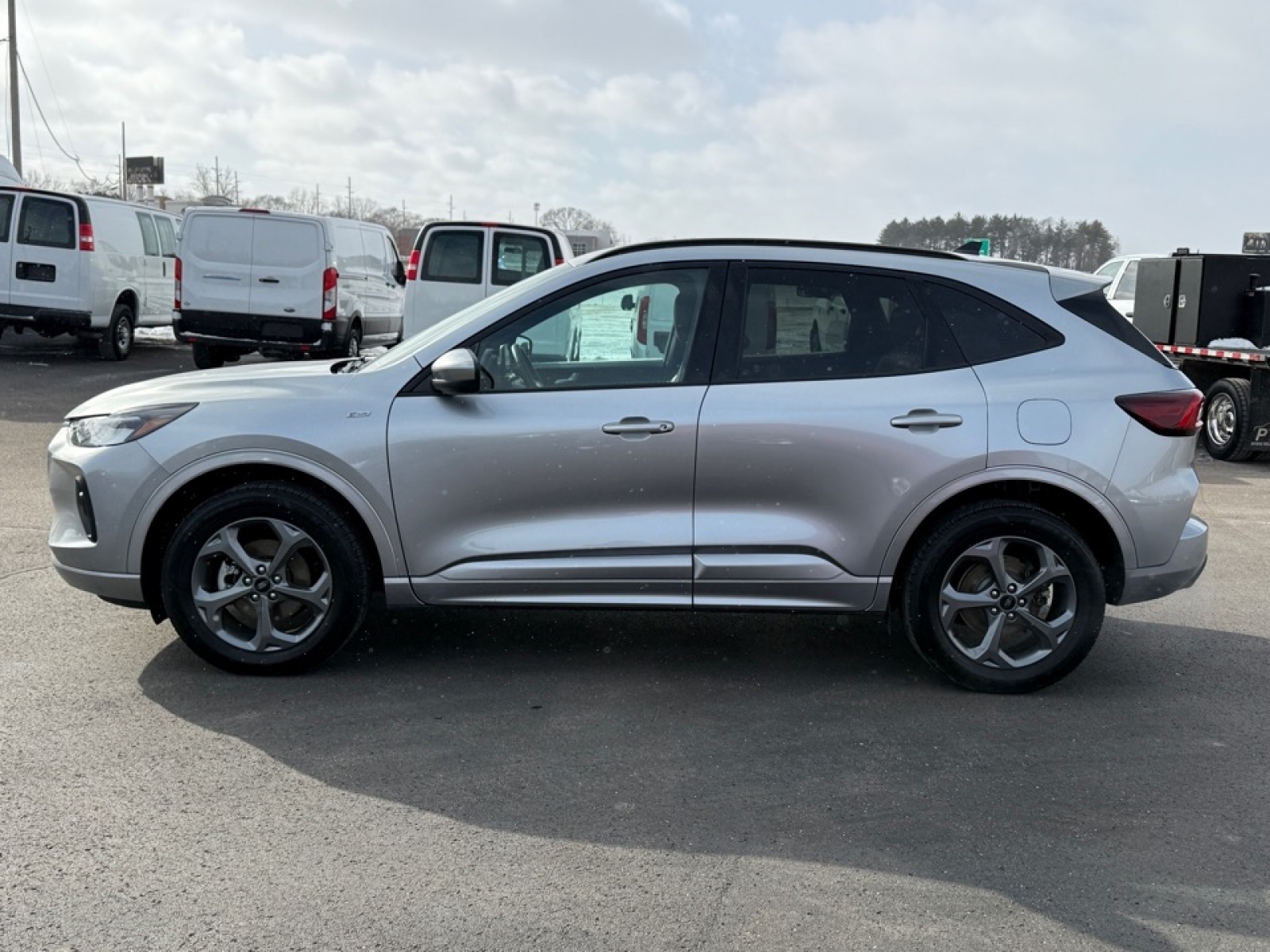 2023 Ford Escape ST-Line Select, 39387, Photo