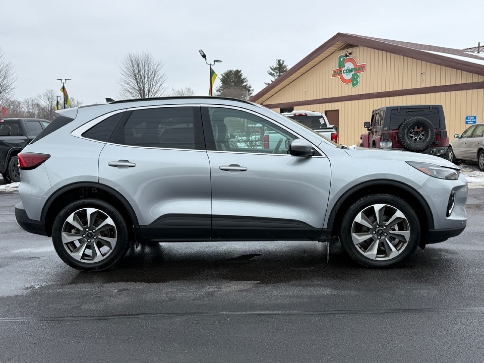 2023 Ford Escape Platinum, 39458, Photo