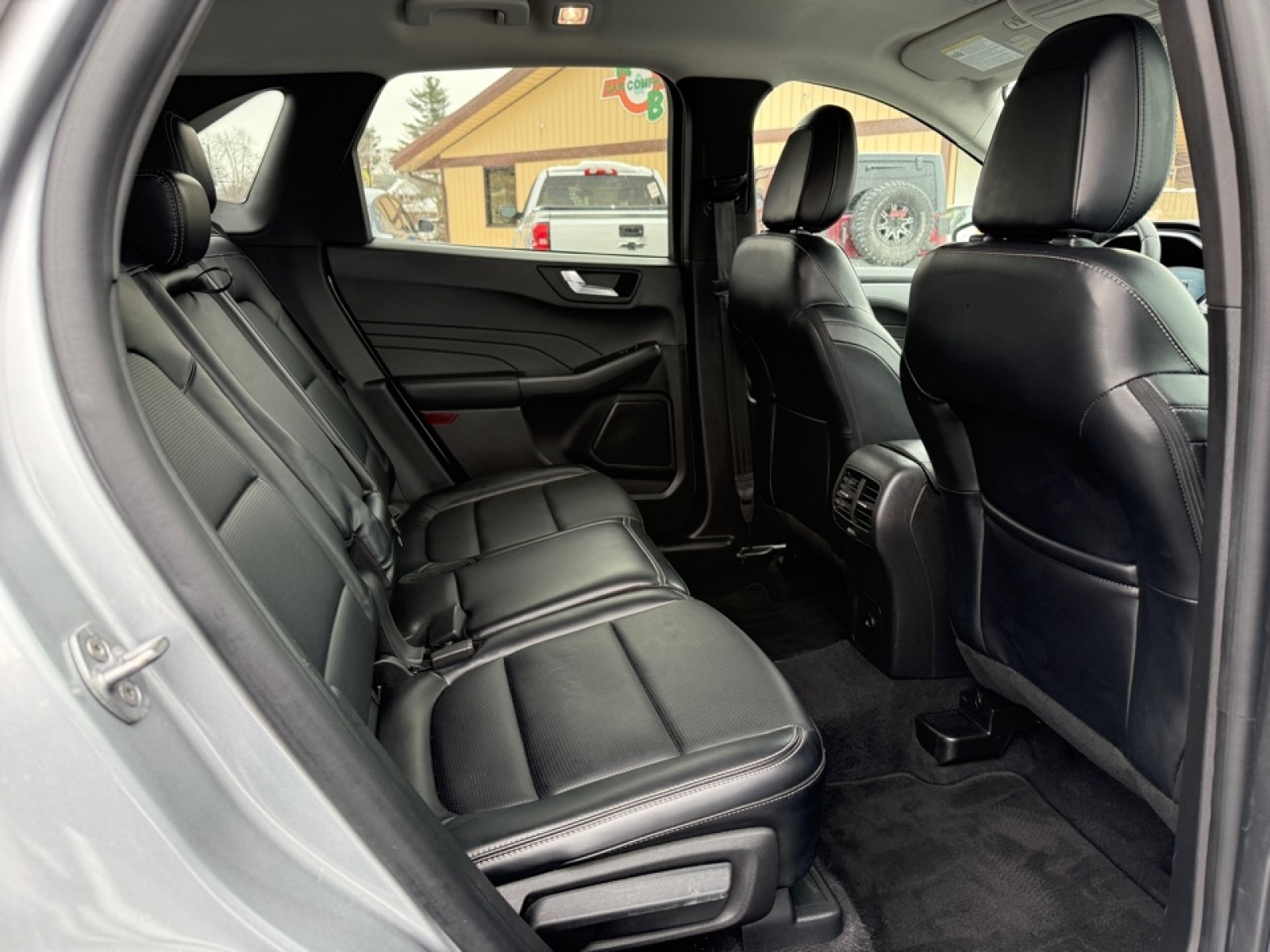 2023 Ford Escape Platinum, 39458, Photo