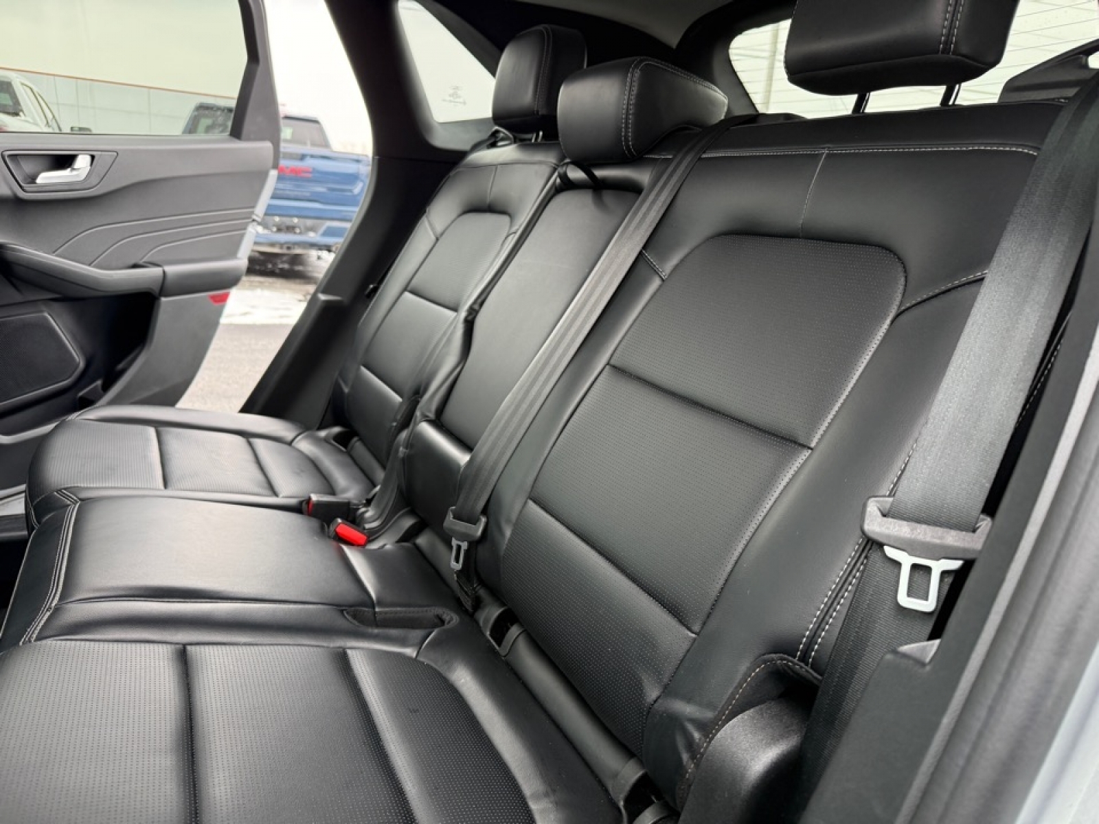 2023 Ford Escape Platinum, 39458, Photo