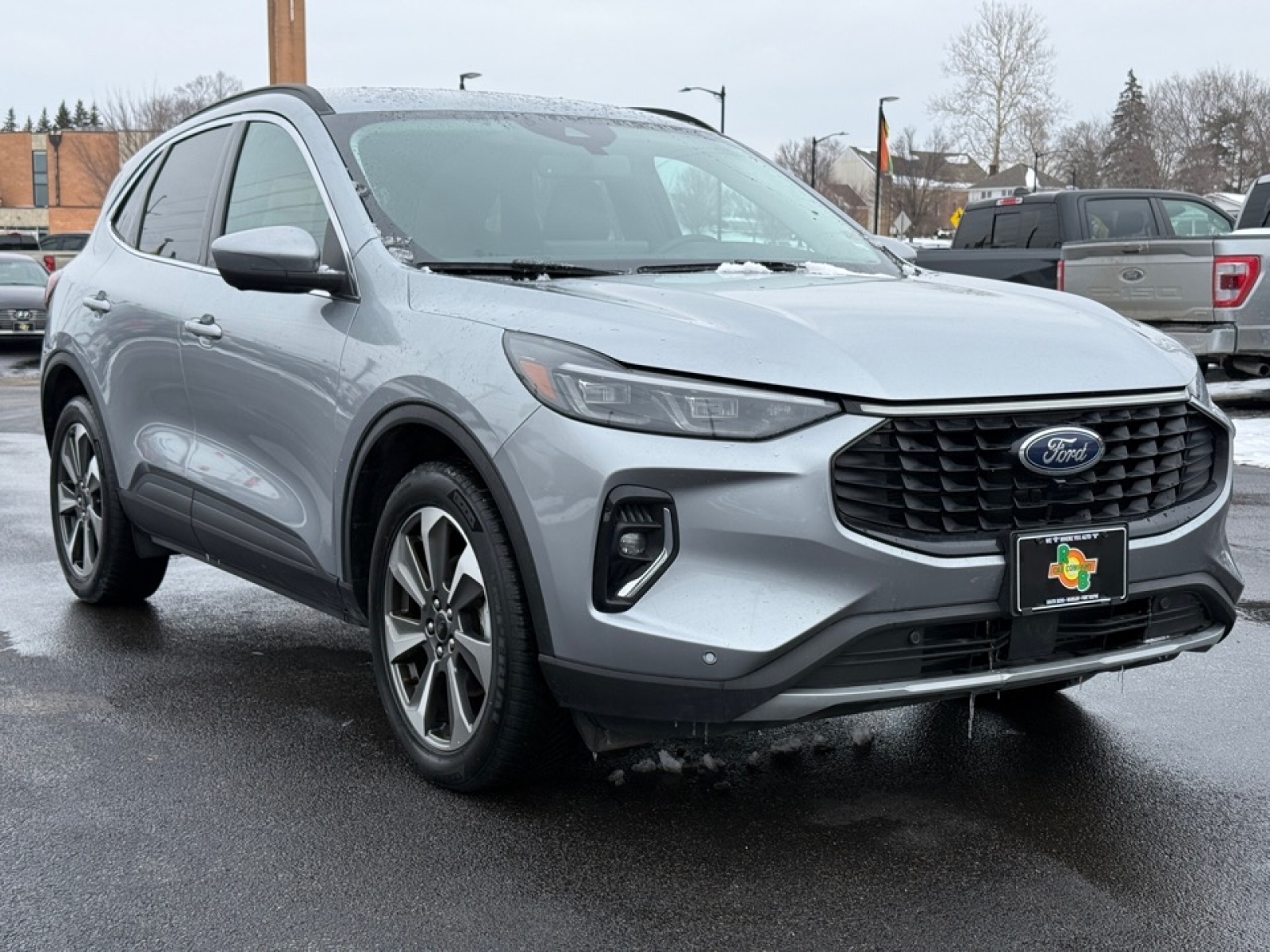 2023 Ford Escape Platinum, 39458, Photo