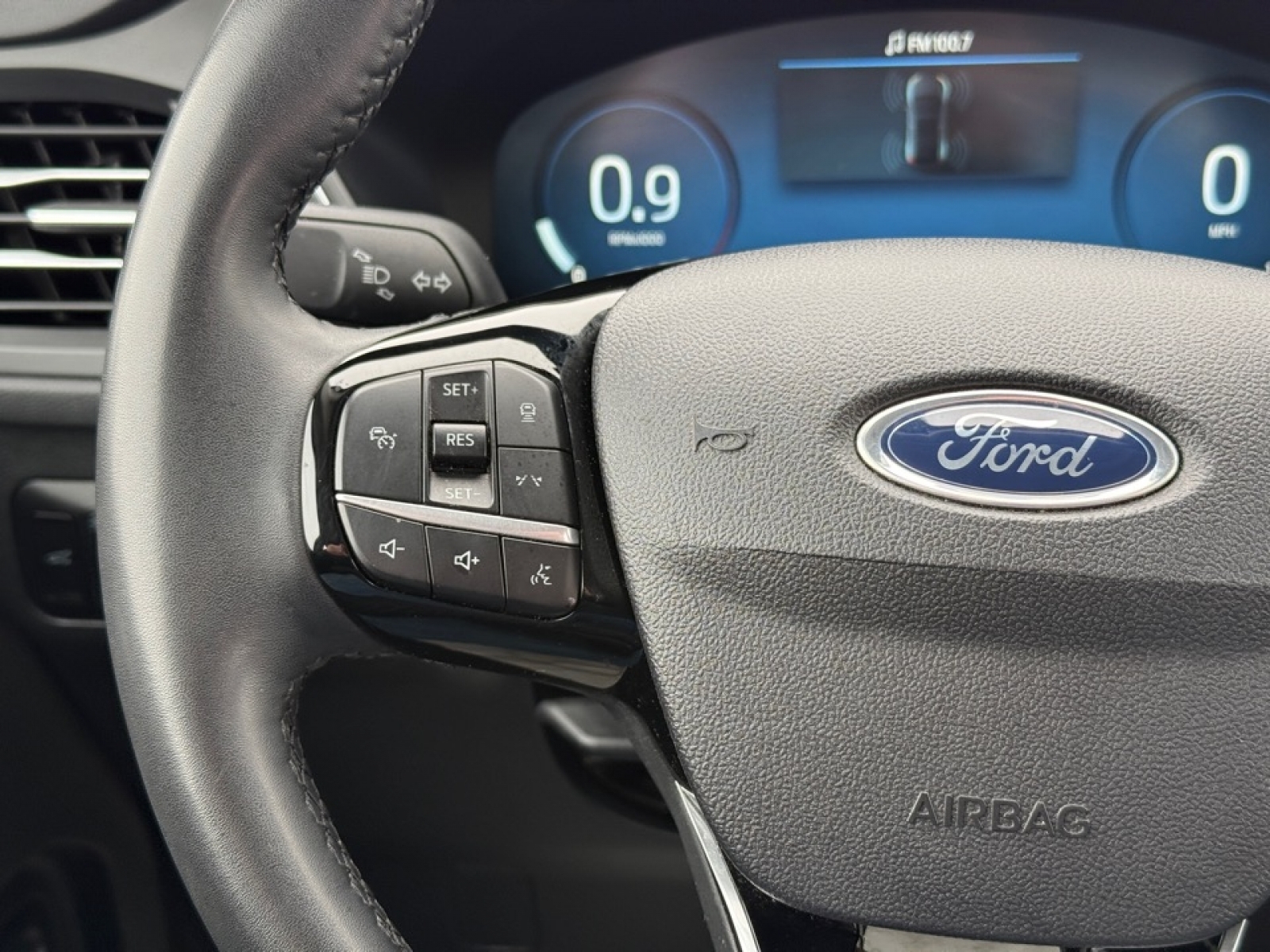 2023 Ford Escape Platinum, 39458, Photo