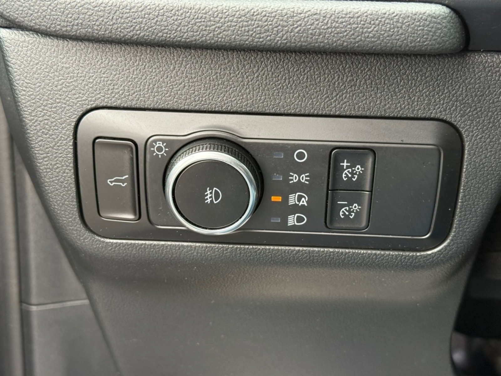 2023 Ford Escape Platinum, 39458, Photo