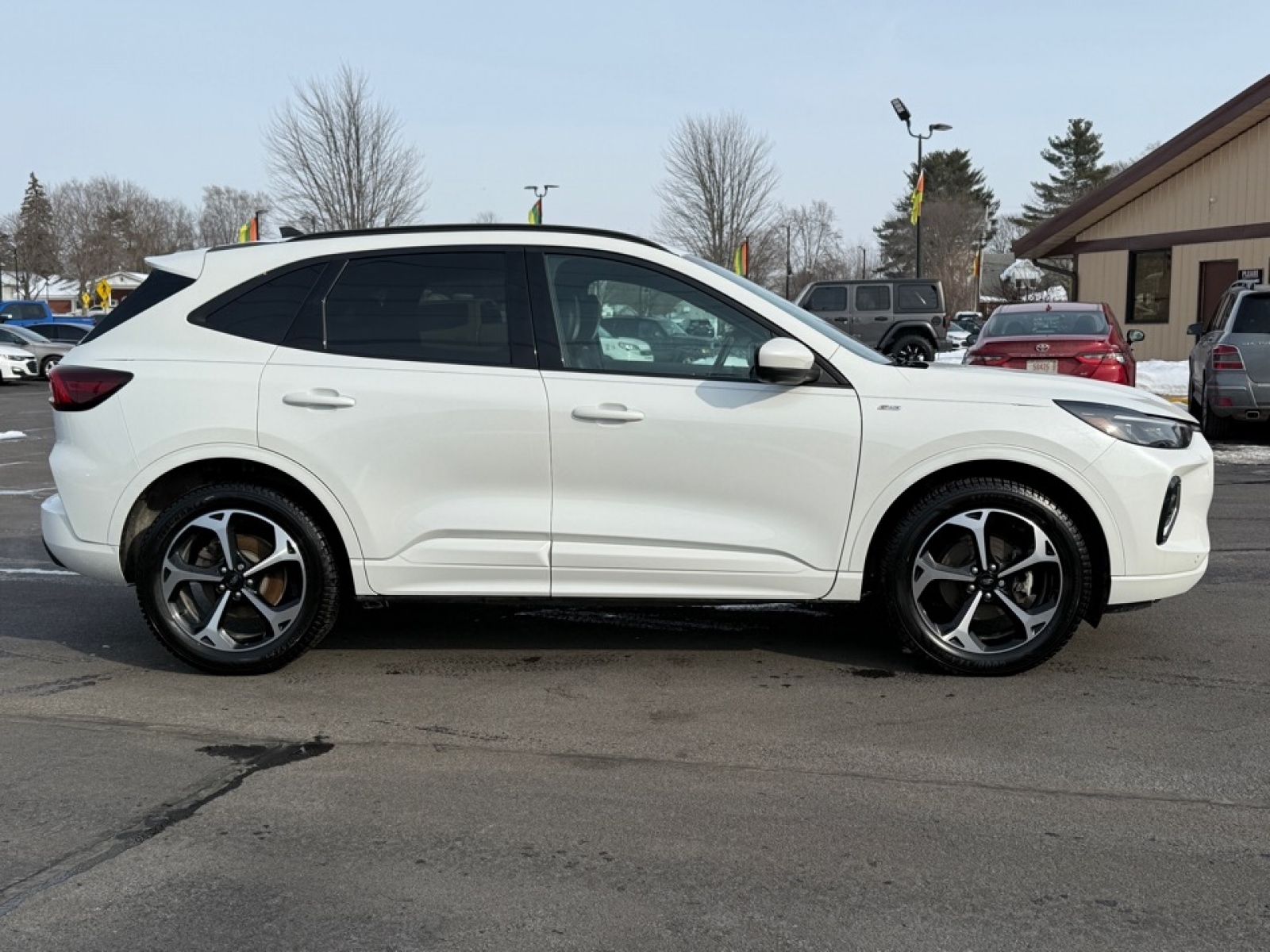 2023 Ford Escape ST-Line Elite, 39500, Photo