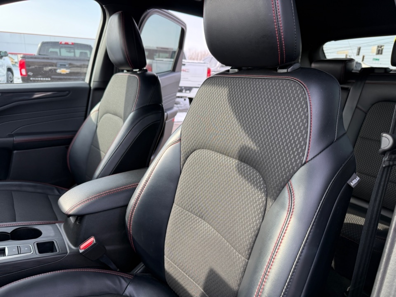 2023 Ford Escape ST-Line Elite, 39500, Photo