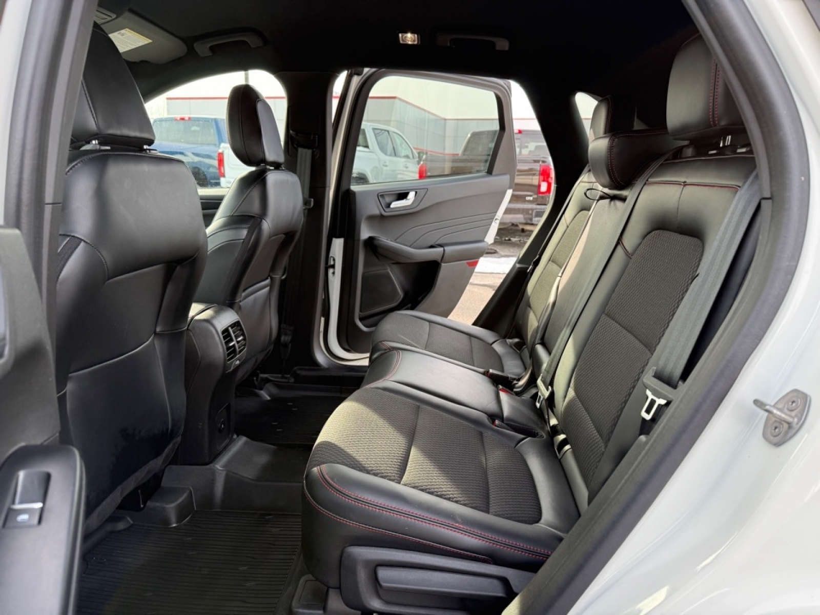 2023 Ford Escape ST-Line Elite, 39500, Photo