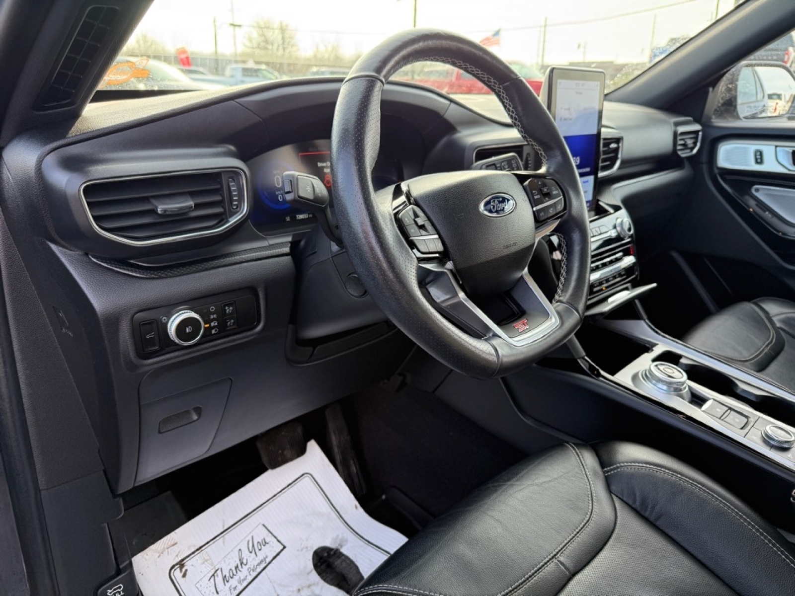 2023 Ford Explorer ST, 39304, Photo