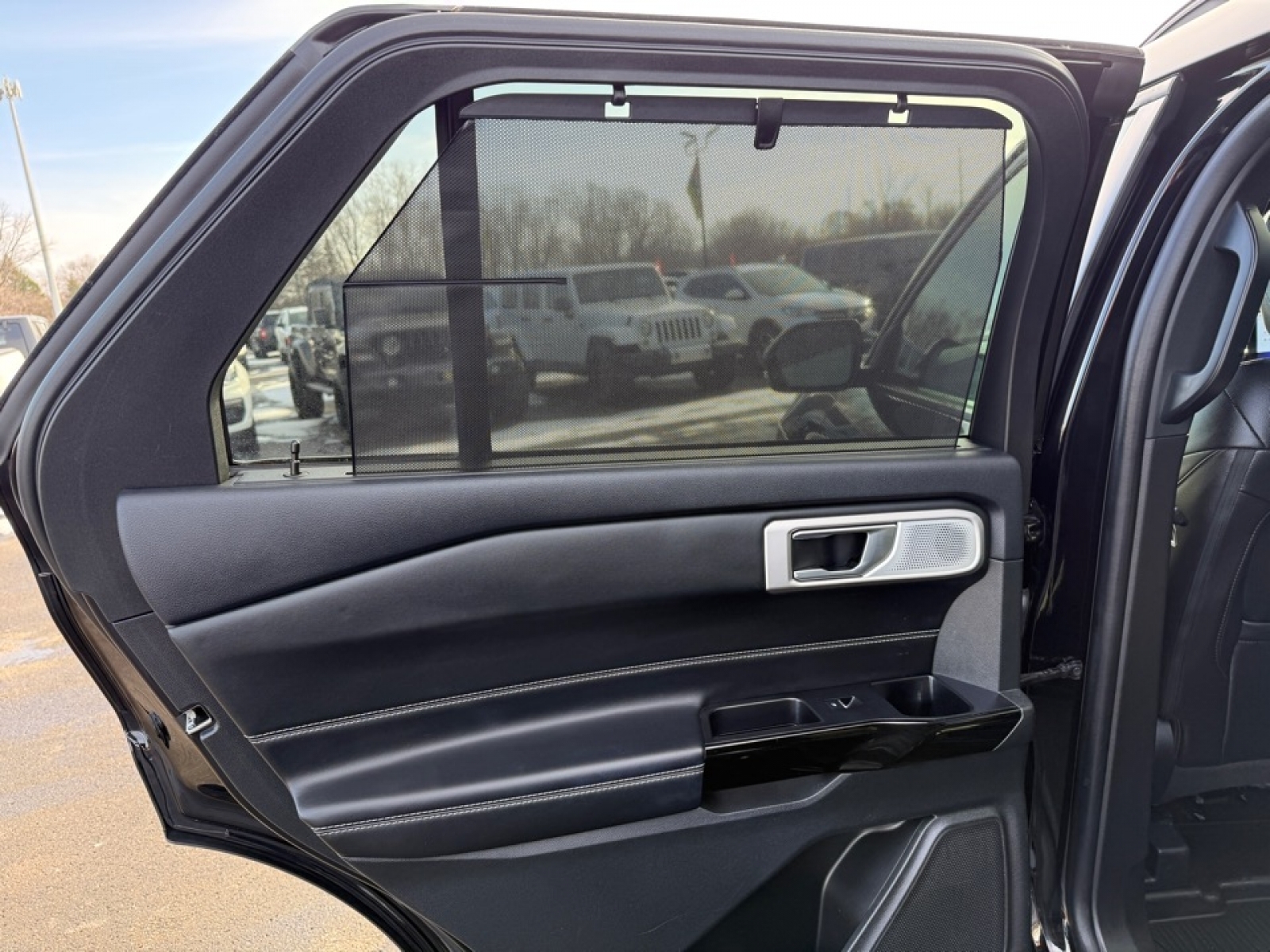 2023 Ford Explorer ST, 39304, Photo