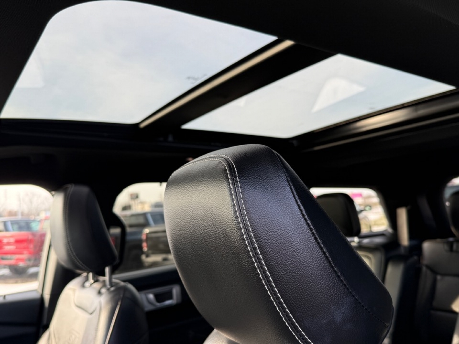 2023 Ford Explorer ST, 39304, Photo