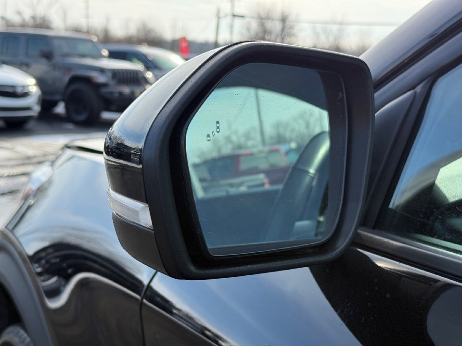 2023 Ford Explorer ST, 39304, Photo