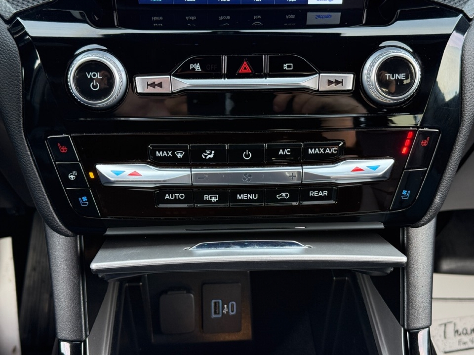 2023 Ford Explorer ST, 39304, Photo