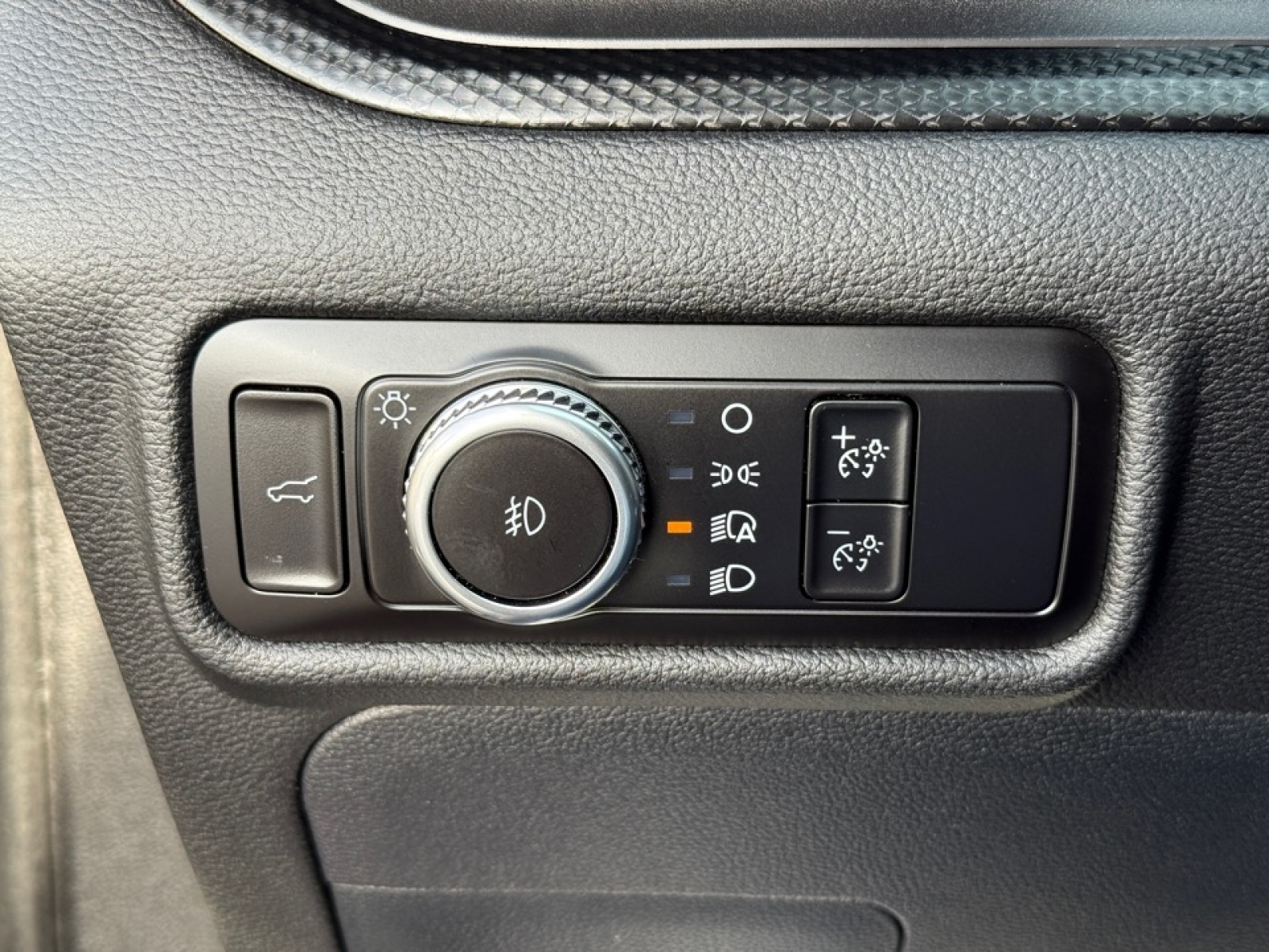 2023 Ford Explorer ST, 39304, Photo