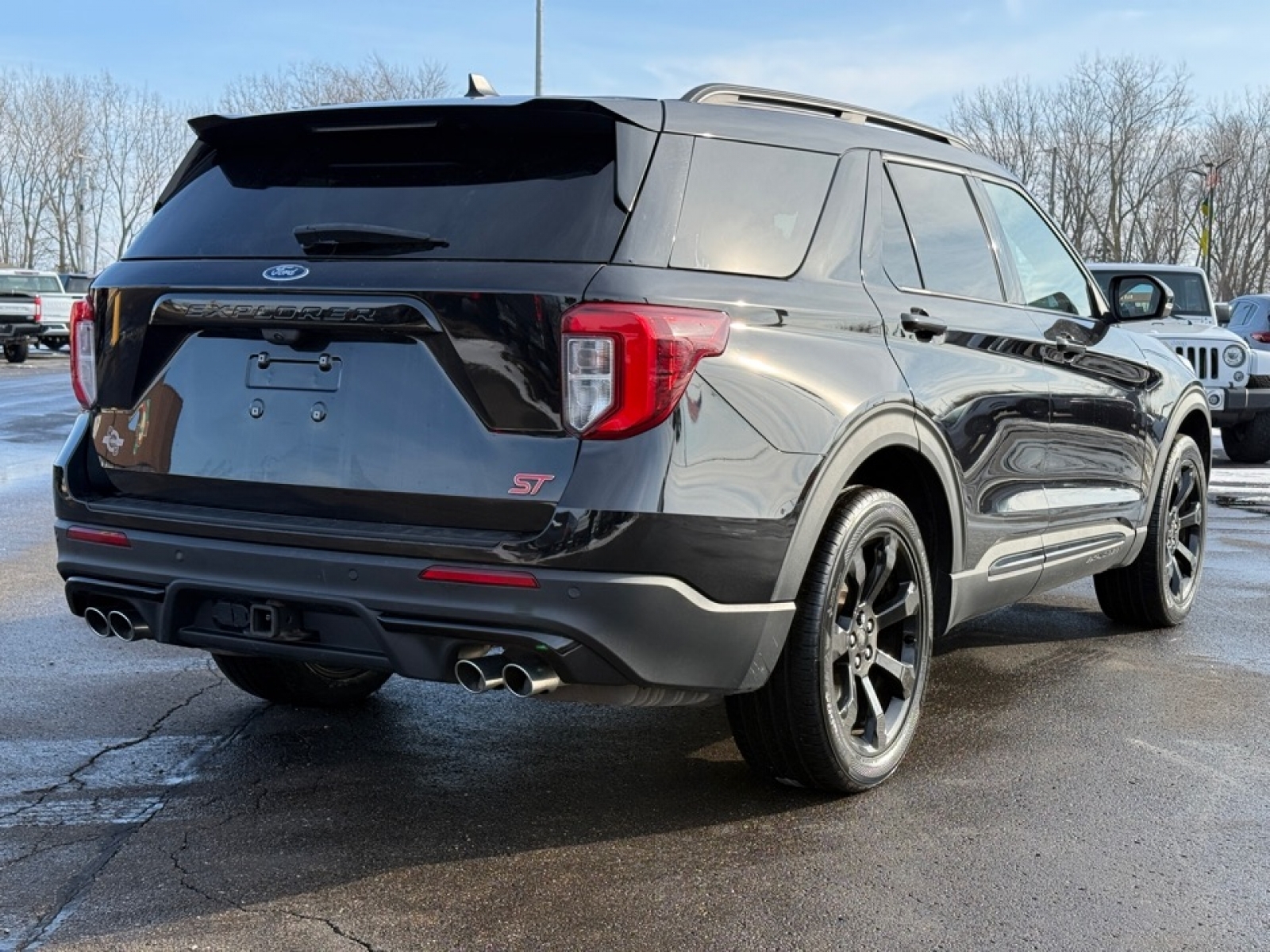 2023 Ford Explorer ST, 39304, Photo
