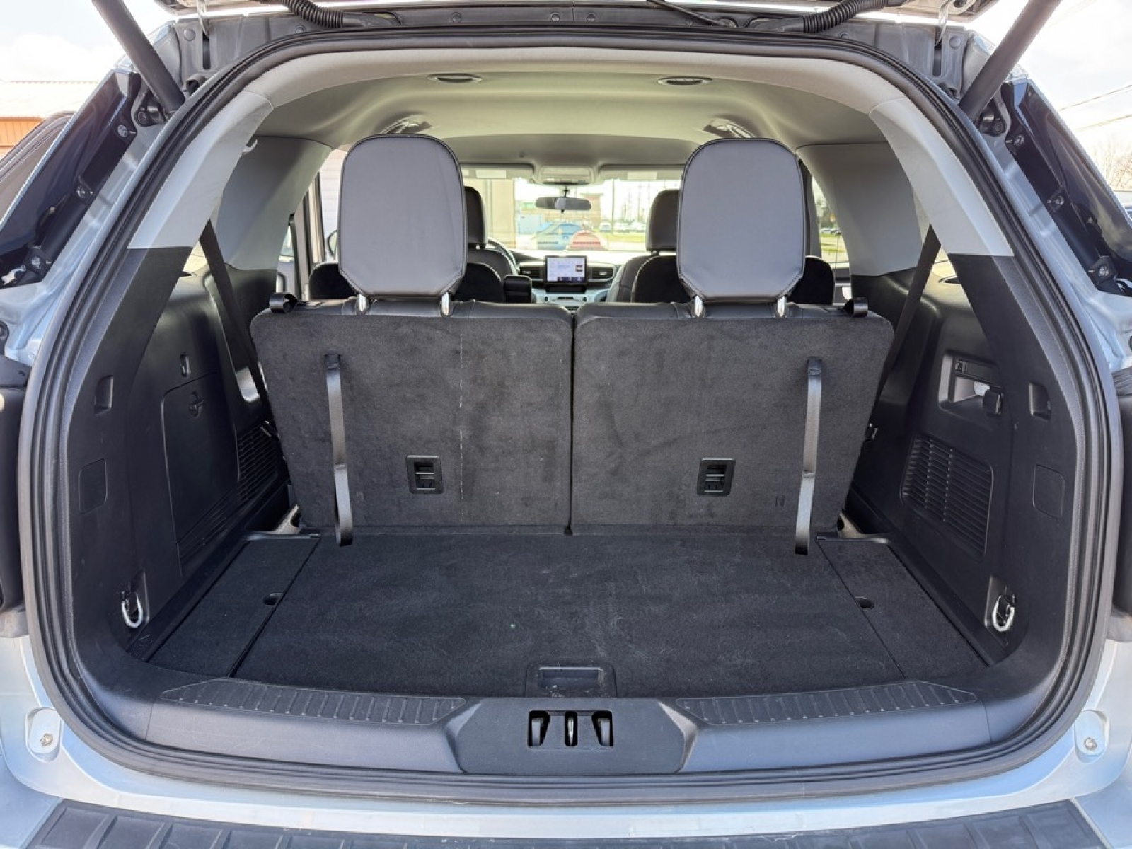 2023 Ford Explorer XLT, 39672, Photo