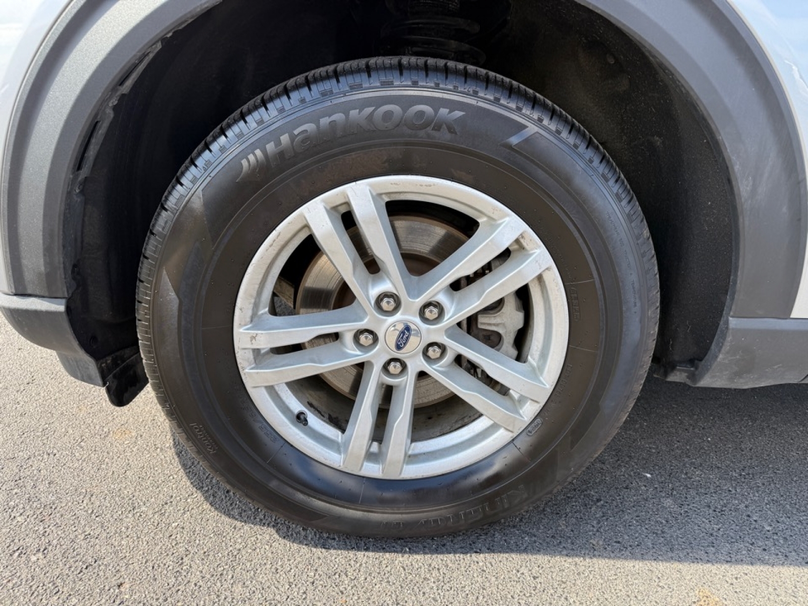 2023 Ford Explorer XLT, 39672, Photo