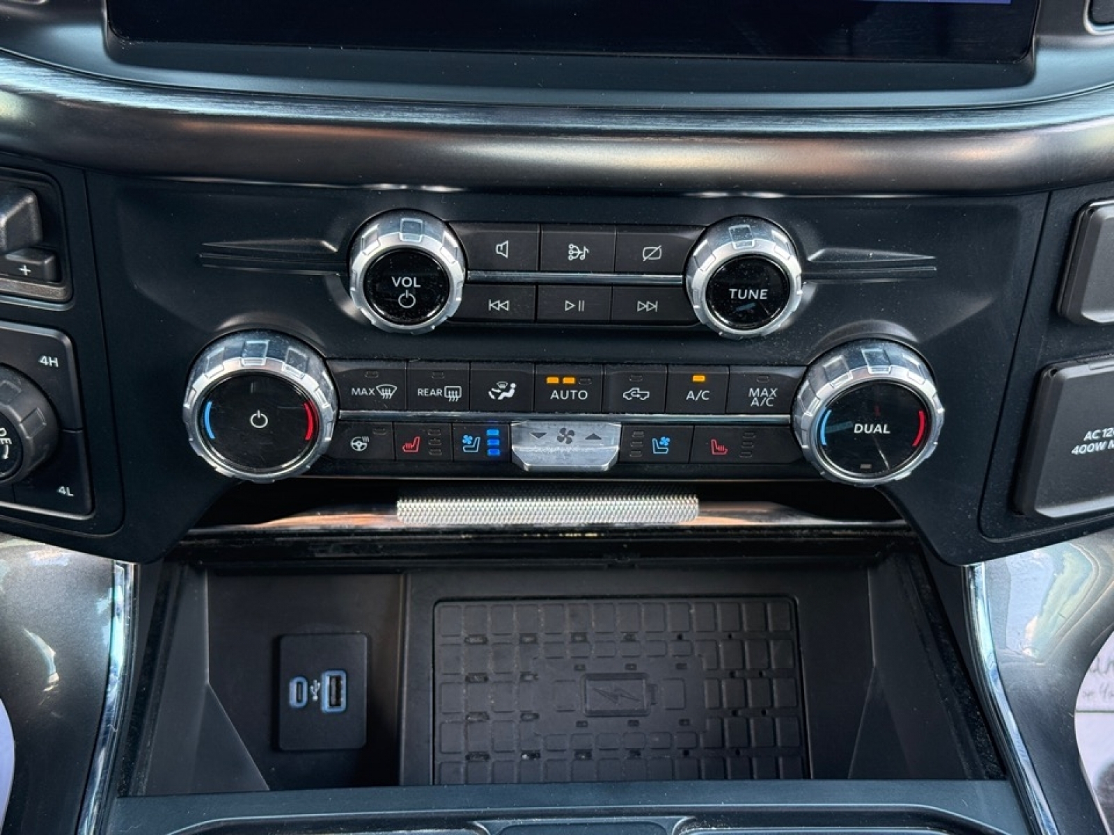 2023 Ford F-150 LARIAT, 39874, Photo