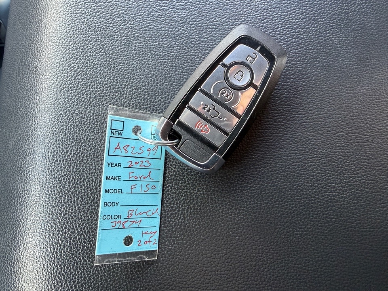 2023 Ford F-150 LARIAT, 39874, Photo