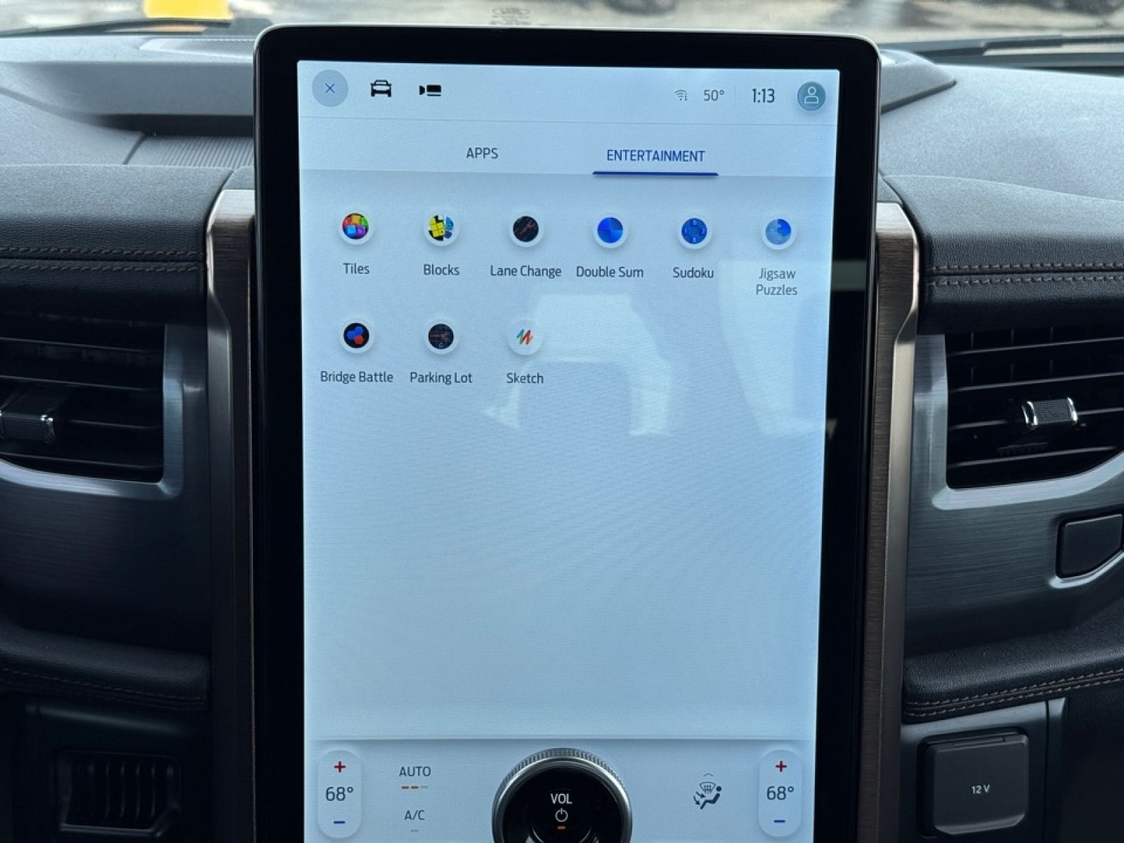 2023 Ford F-150 Lightning LARIAT, 39230, Photo