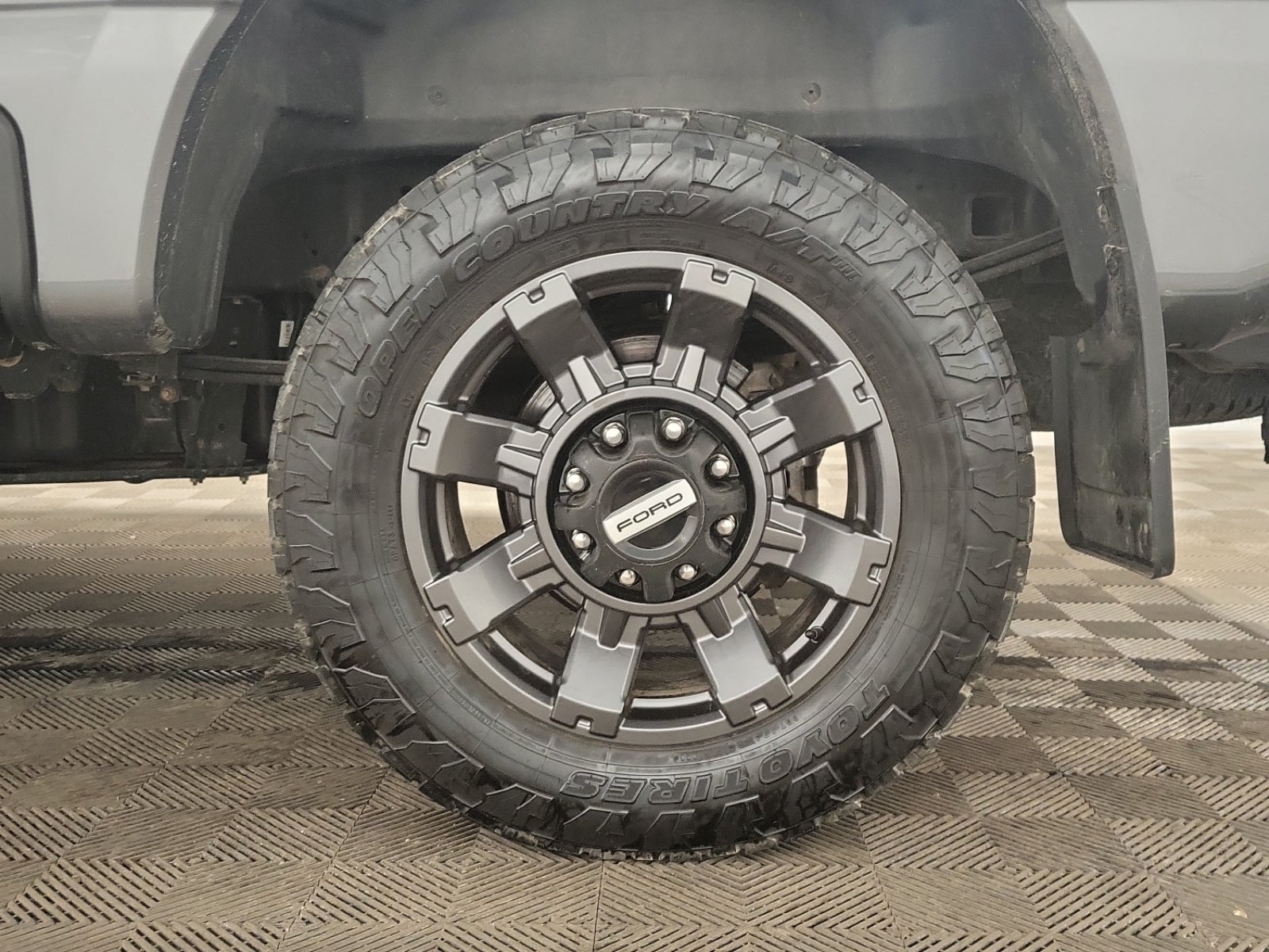 2023 Ford F-250 LARIAT, 39896, Photo