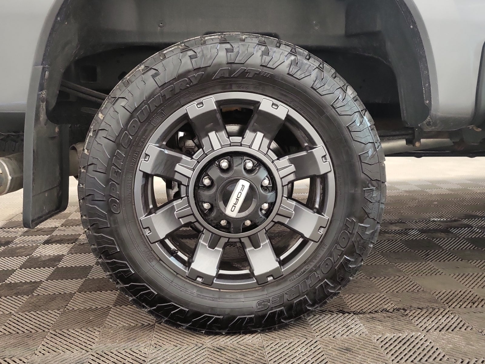 2023 Ford F-250 LARIAT, 39896, Photo