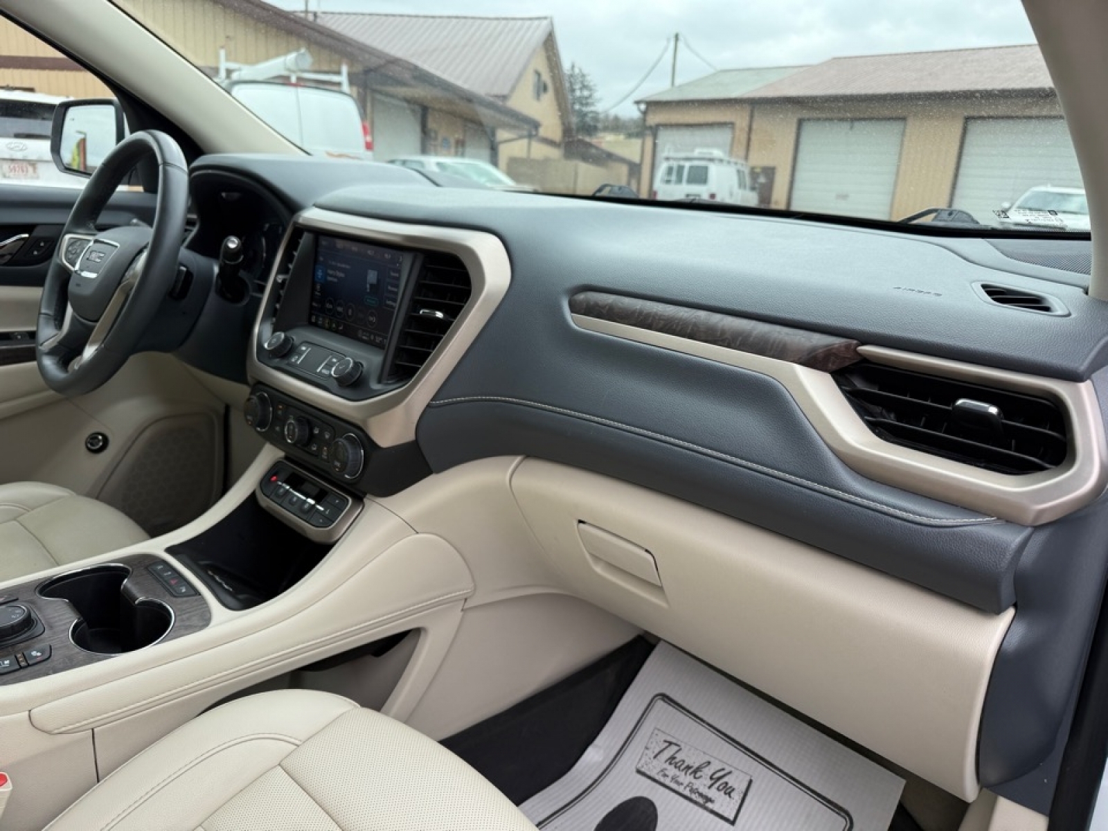 2023 GMC Acadia Denali, 39631, Photo