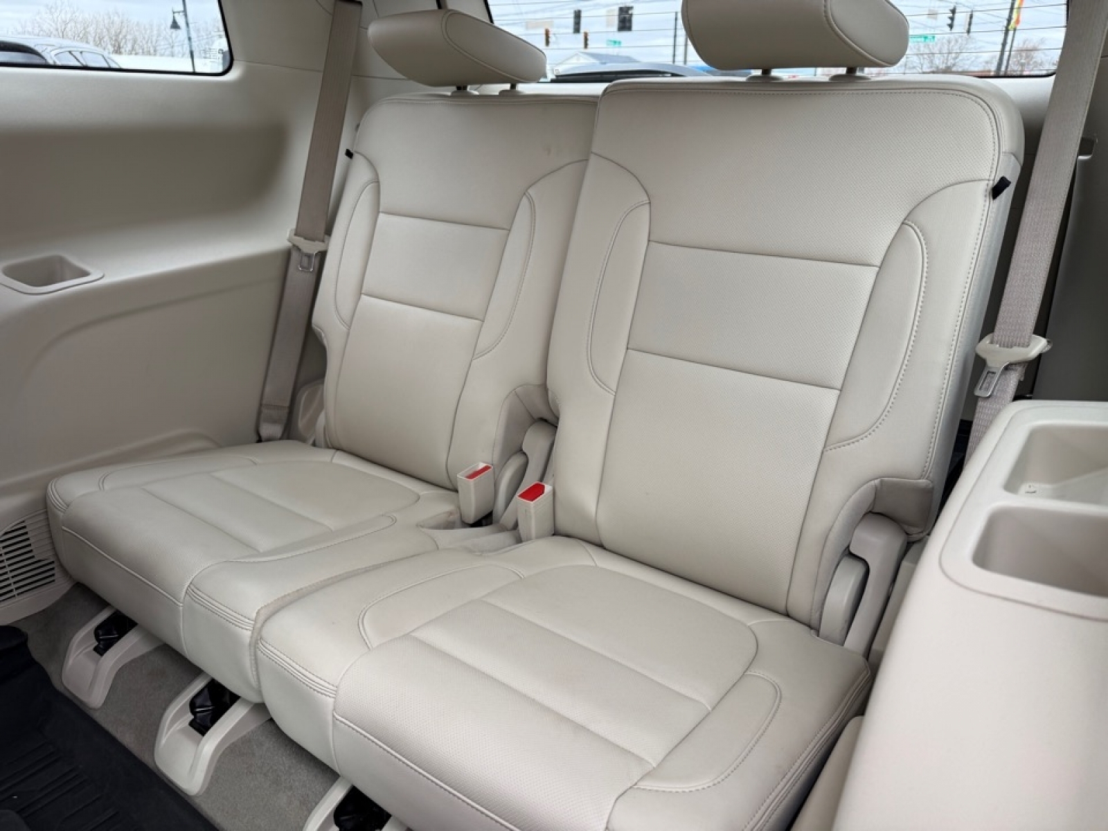 2023 GMC Acadia Denali, 39631, Photo