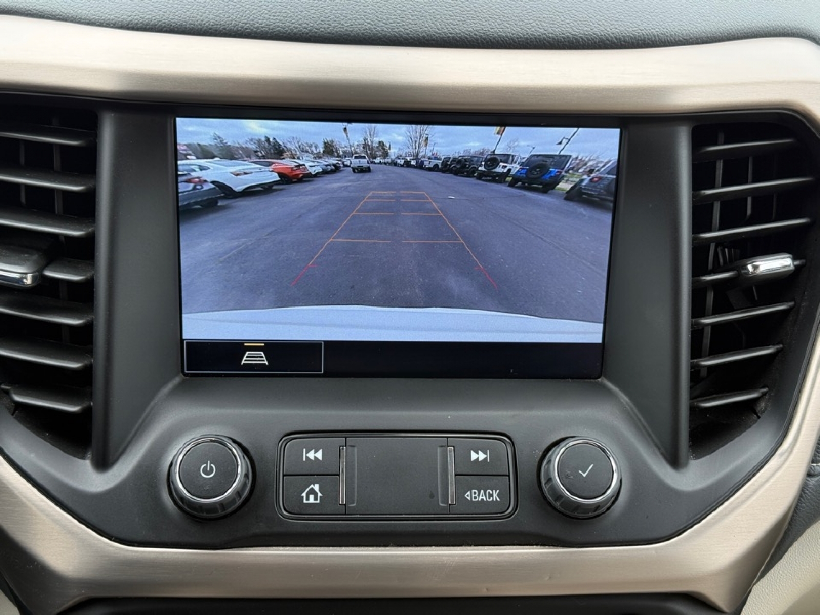 2023 GMC Acadia Denali, 39631, Photo