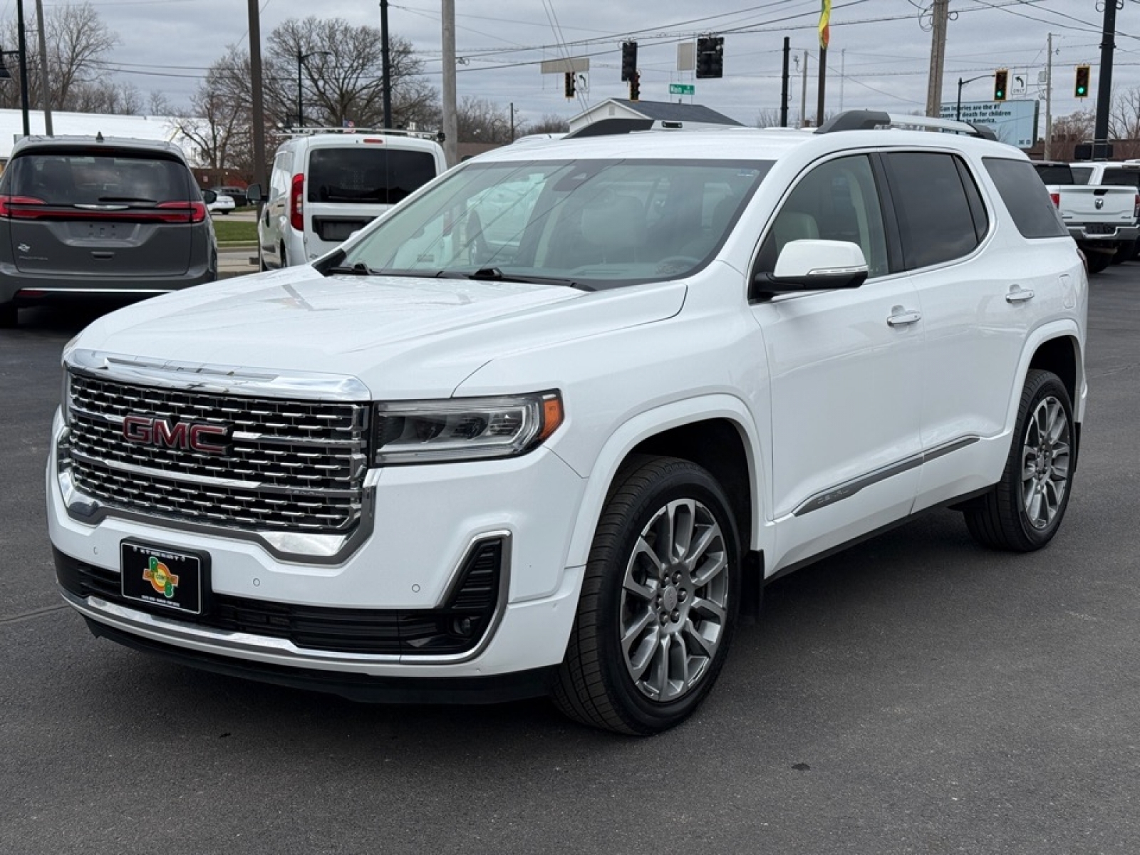 2023 GMC Acadia Denali, 39631, Photo