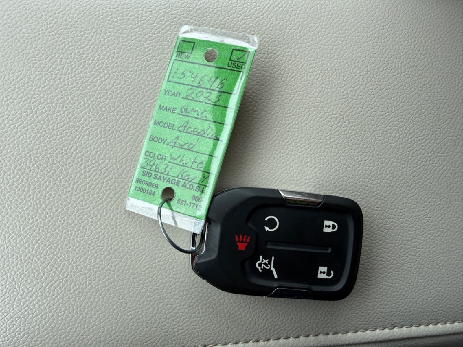 2023 GMC Acadia Denali, 39631, Photo