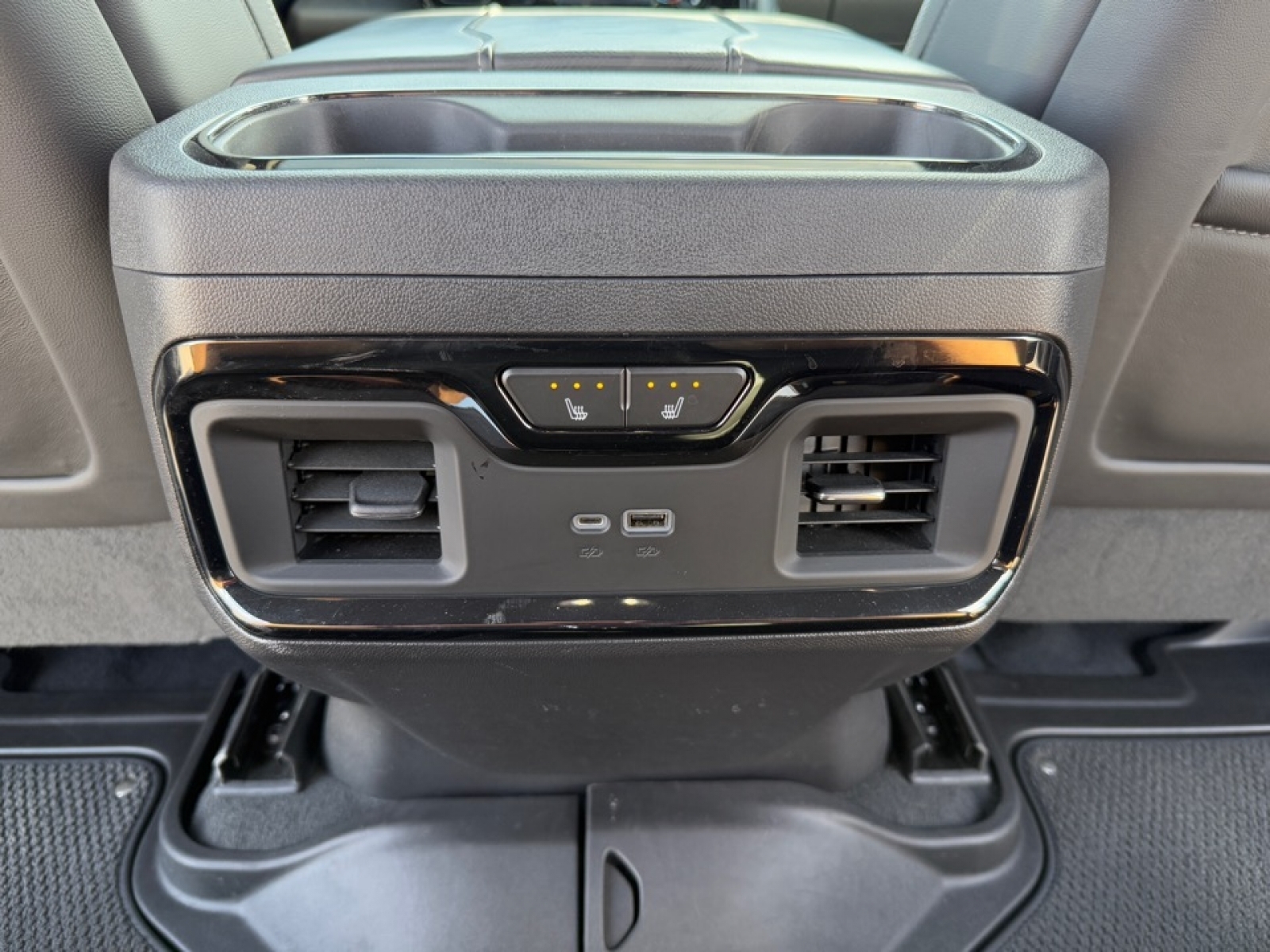 2023 GMC Sierra 1500 4WD Crew Cab Short Box AT4X, 39020, Photo